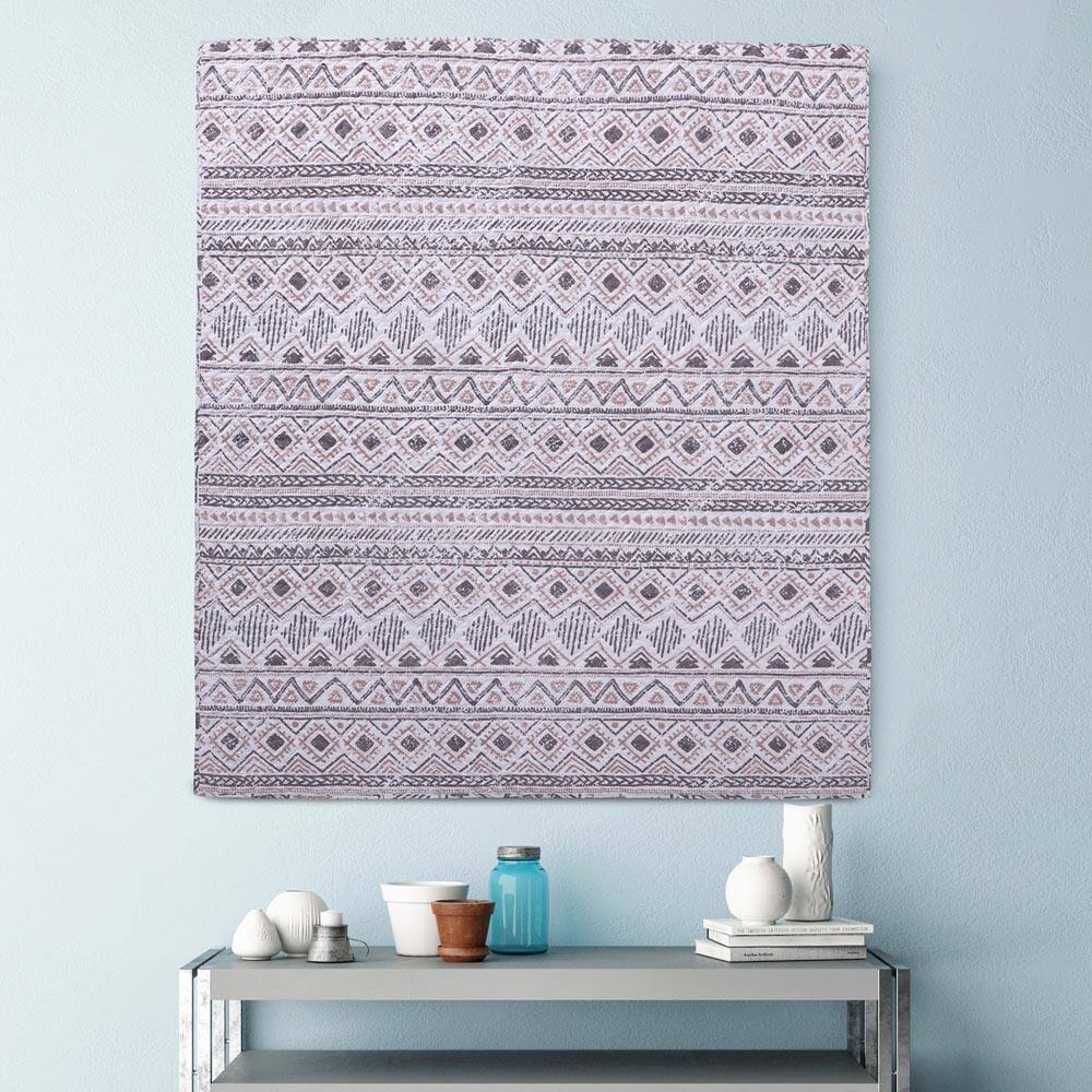 Left. BreeBe - Denmark Accessory Throw - Multi.