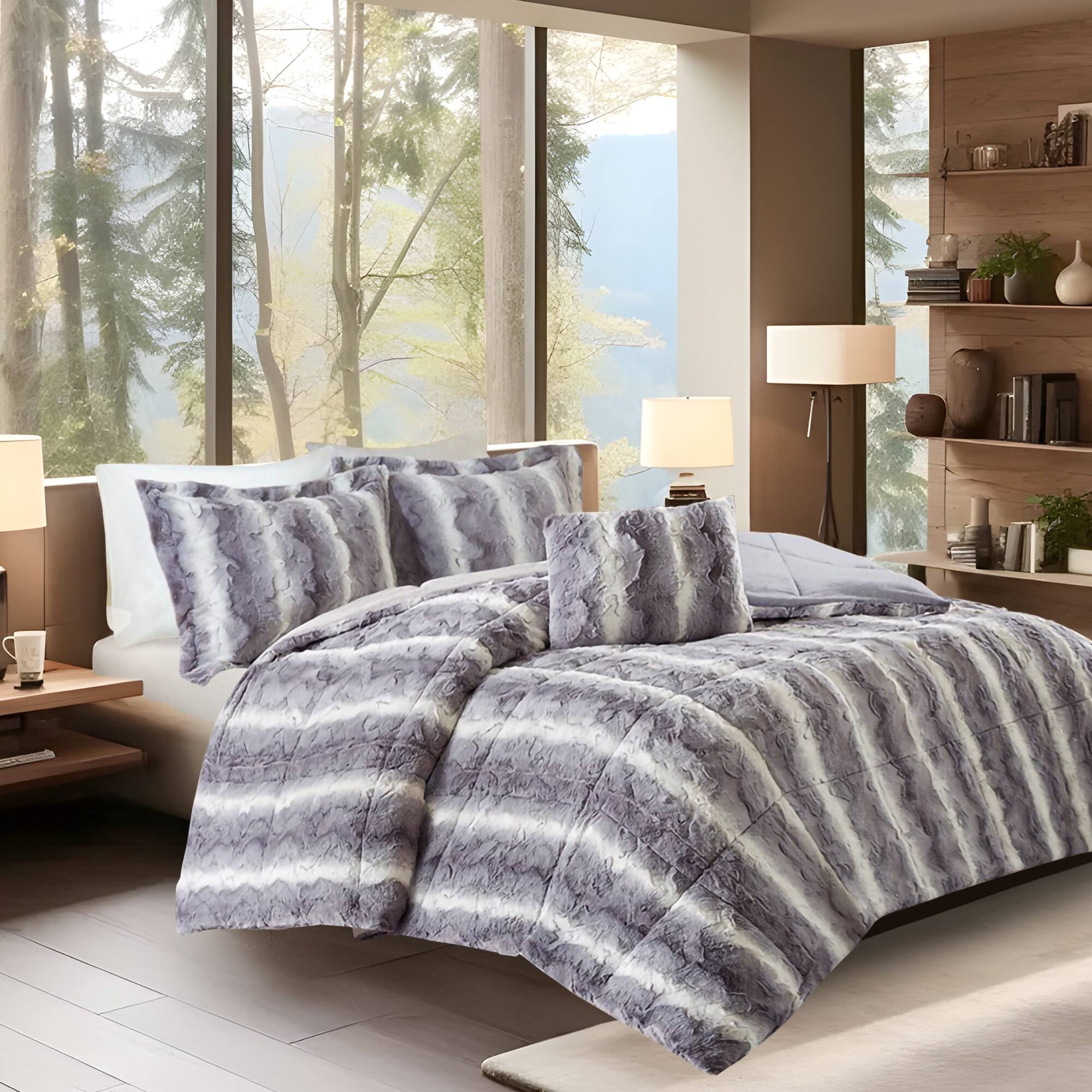 Alt View 1. Gracie Mills - Gracie Mills Shawn 4-Peice Soft Faux Fur to Mink Comforter Set - Grey.