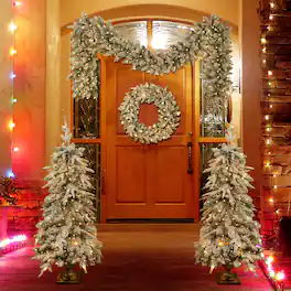 Jandcase - Pre-lit Christmas Artificial Tree 4-Piece Set, Garland, Wreath and Set of 2 Entrance Trees, X-mas with LED Lights, PVC - Green