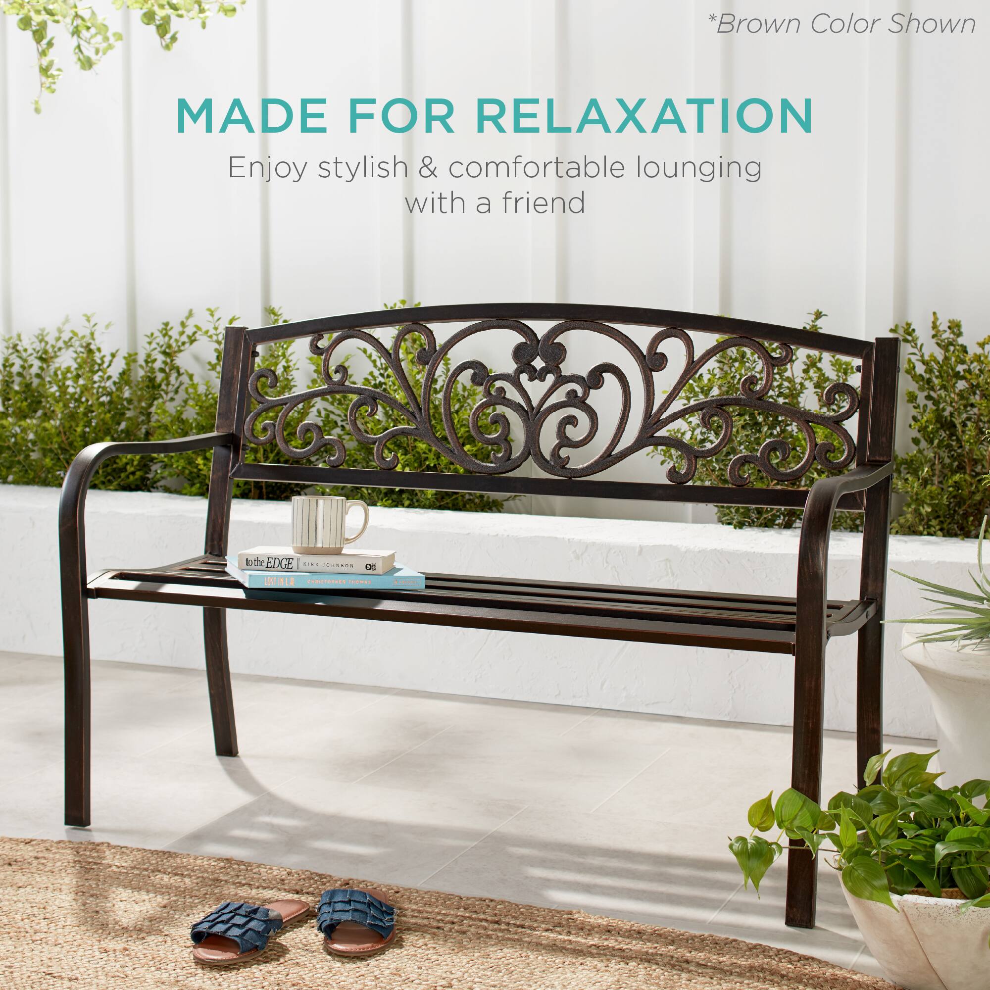 *Brown Color Shown

MADE FOR RELAXATION

Enjoy stylish & comfortable lounging with a friend