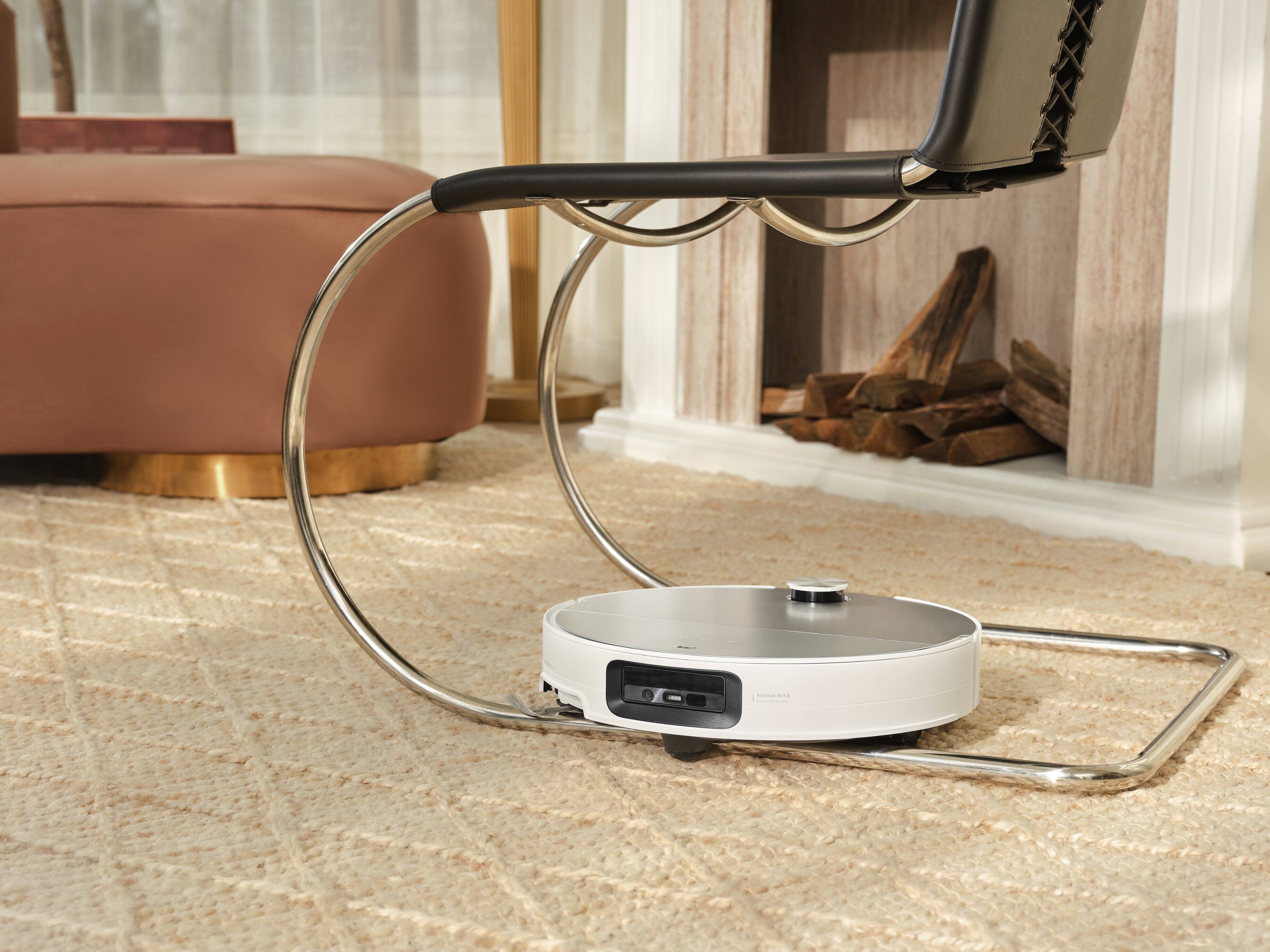 Back. Roborock - Roborock Saros 10 with Refill & Drainage System Robot Vacuum and Mop, 22,000Pa Suction, AI Obstacle Avoidance.