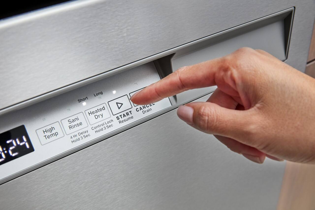 Long Short Heated CANCEL Drain Sani Rinse START Resume Lock Control 3 Sec High Temp 4 Hr Delay Hold 3 Sec Hold 124