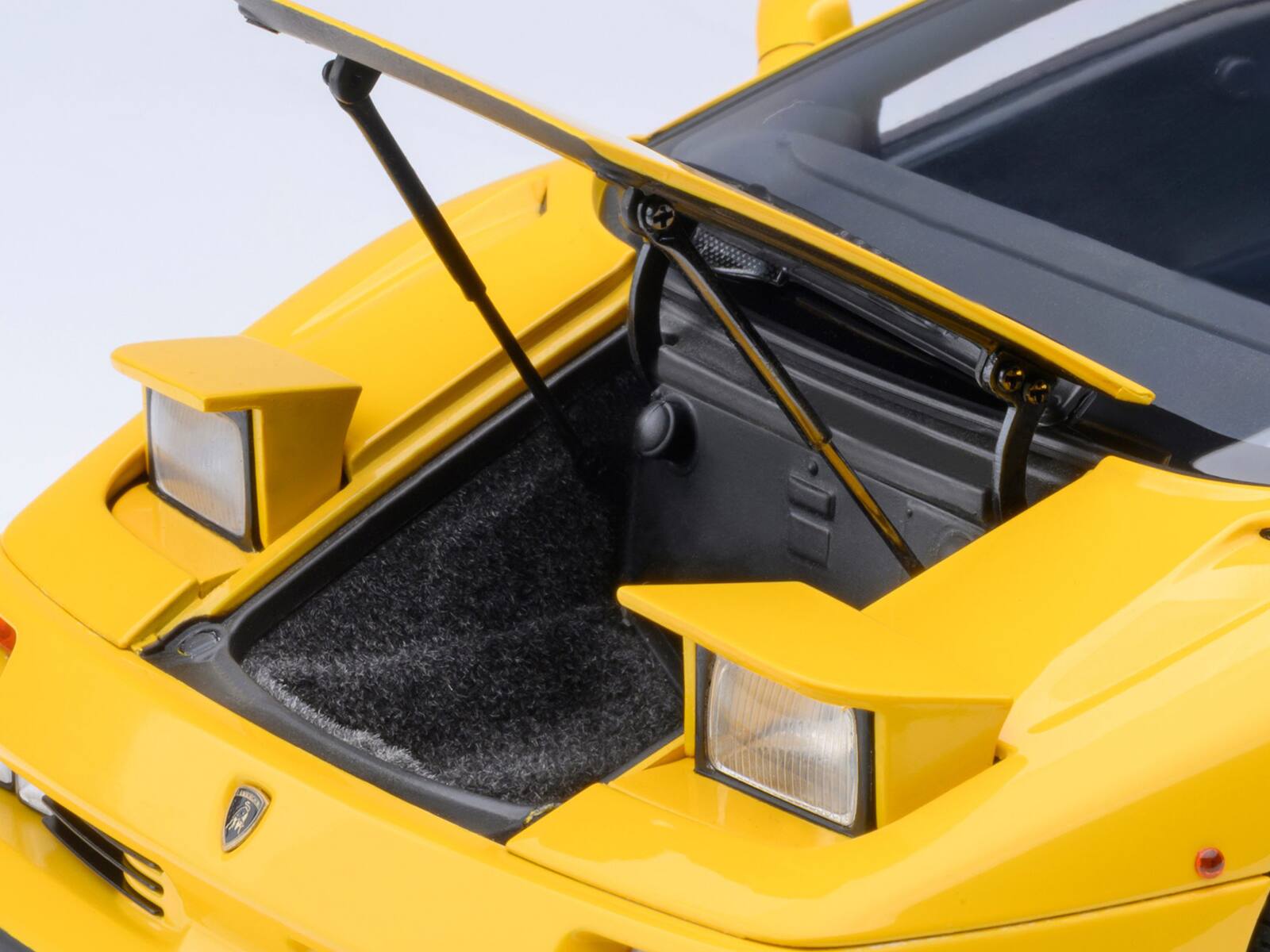 Alt View 2. Autoart - Lamborghini Diablo SE30 Jota Superfly Yellow 1/18 Model Car by Autoart.