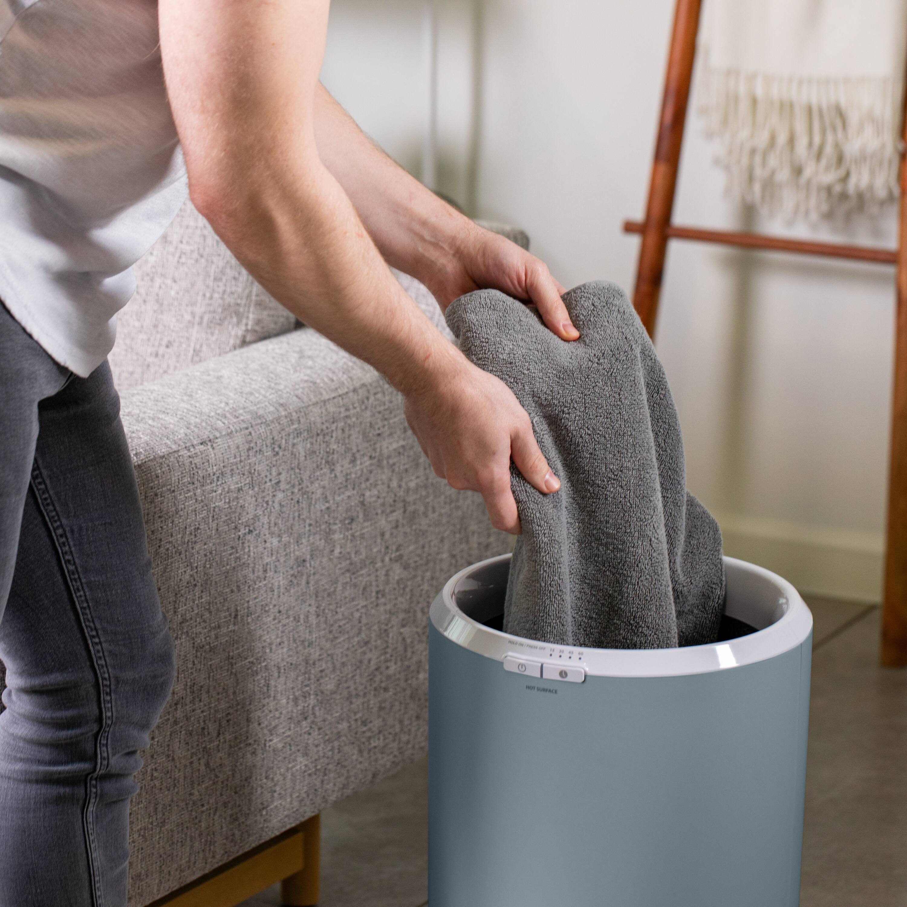 Alt View 4. Zadro - Zadro 20-Liter Bucket Towel Warmer - Bamboo/French Blue.