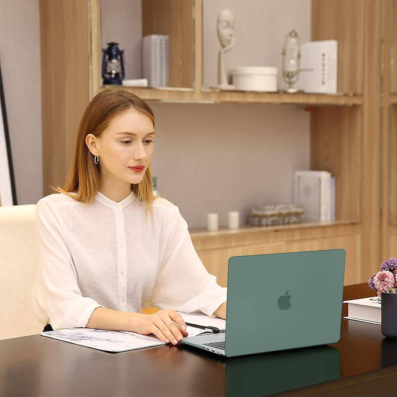 Alt View 2. mosiso - MacBook Pro 13" hard shell case with keyboard skins, screen protector and storage bag - Emerald Green.