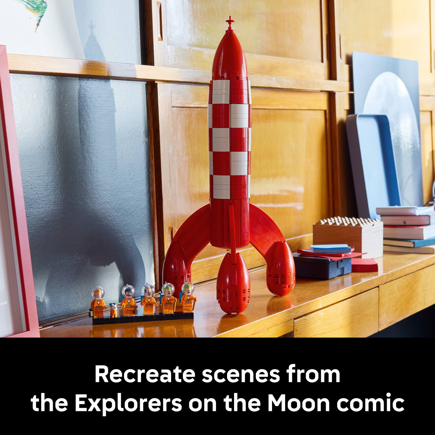 Recreate scenes from the Explorers on the Moon comic