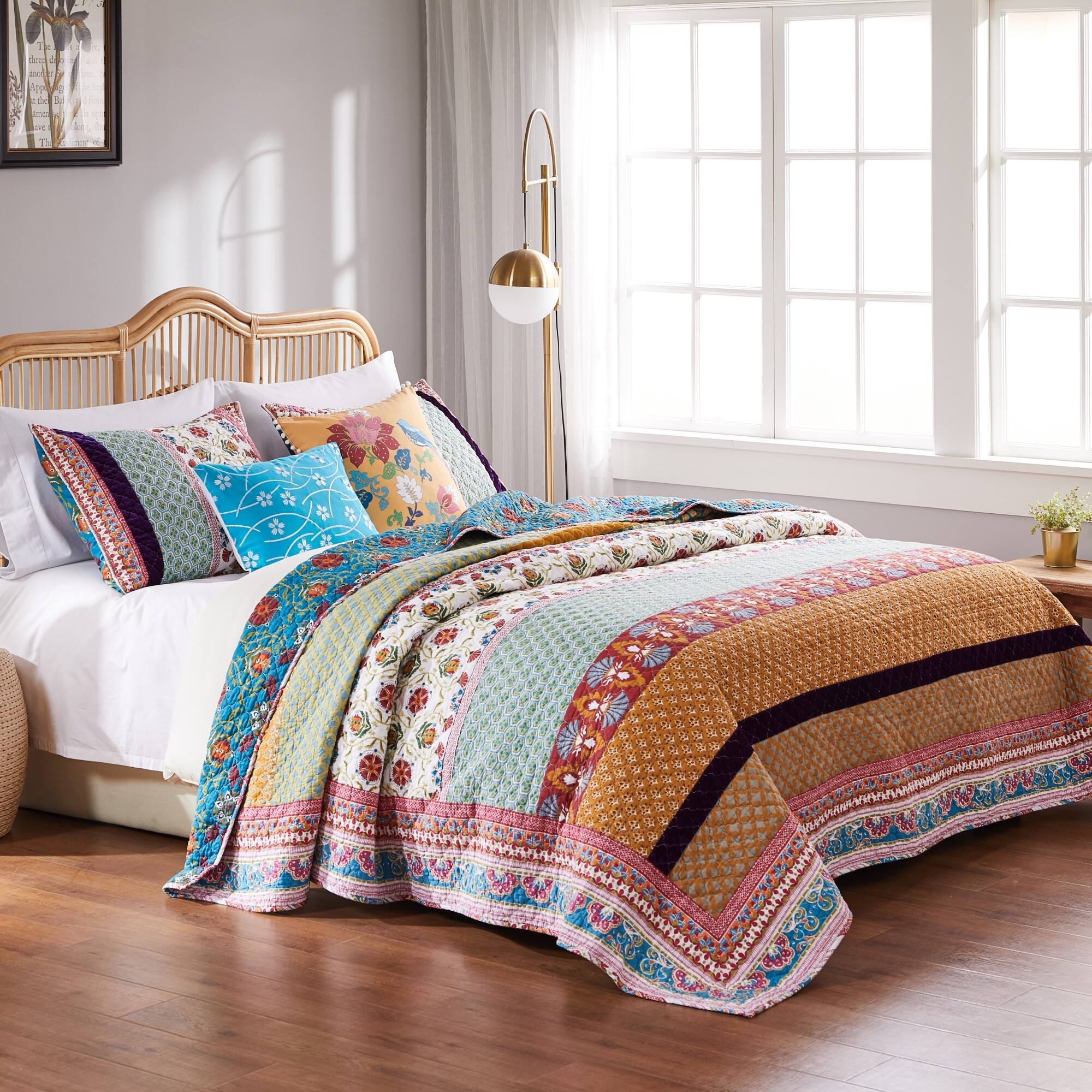 Alt View 3. Commonwealth Home Fashions - Greenland Home Thalia Cotton Quilt Set, 5-Piece Full/Queen, Multicolor - Multicolor.
