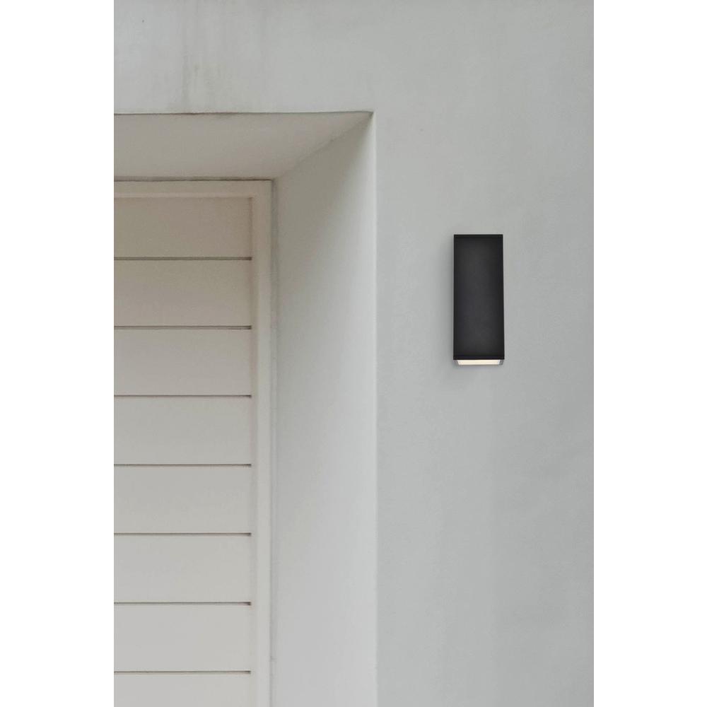 Angle. Living District - Raine Outdoor Wall in black - Black.
