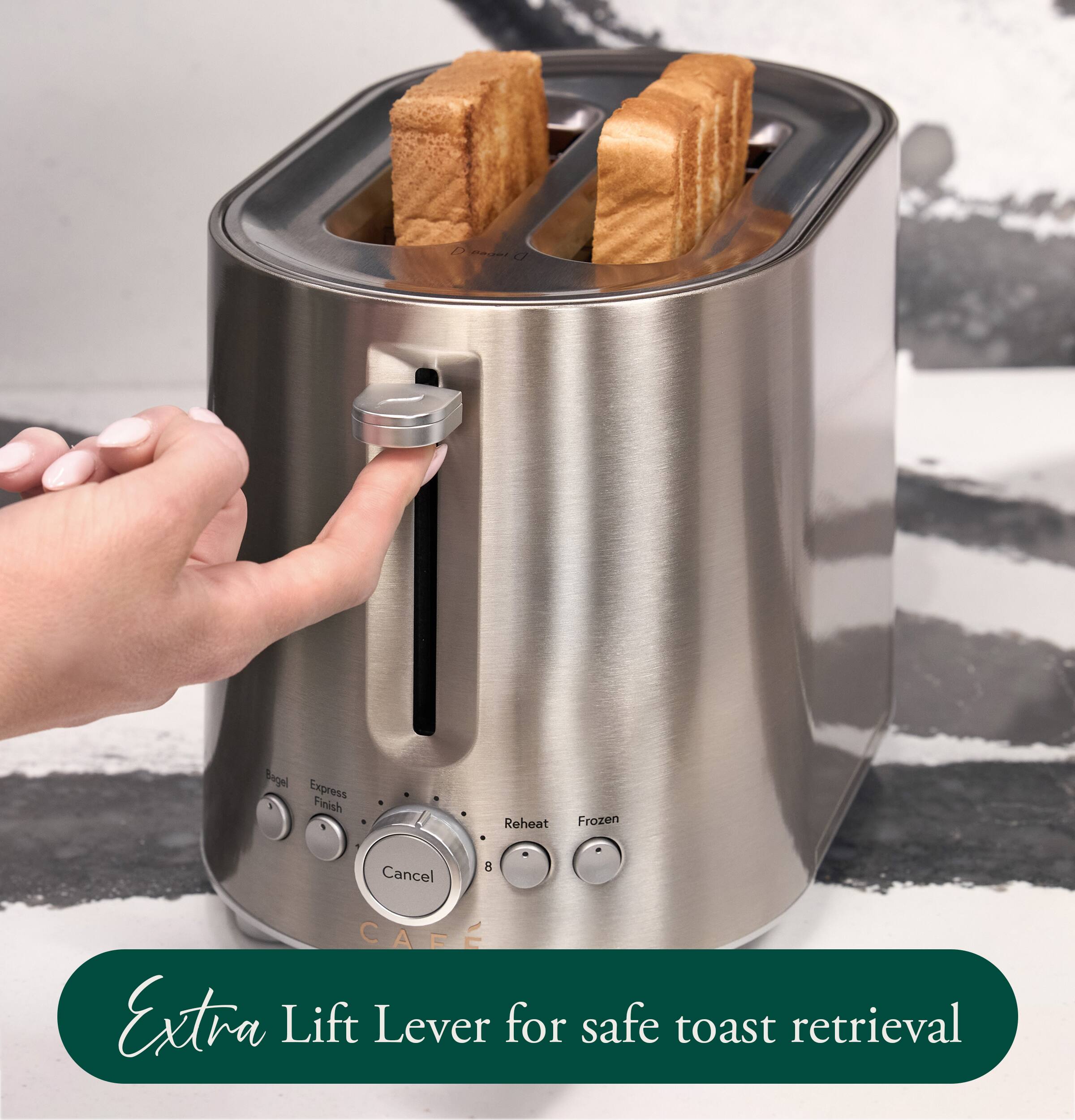 D Bagel D  
Bagel Express Finish  
Reheat  
Frozen  
Cancel  
8  
CAF Extra Lift Lever for safe toast retrieval