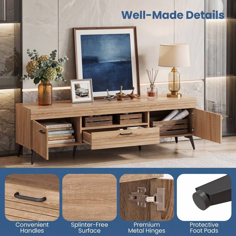 Well-Made Details

ARCHITECTURAL MASTERS CALIFORNIA LIVING MID-CENTURY MODERN

Convenient Handles

Splinter-Free Surface

Premium Metal Hinges

Protective Foot Pads