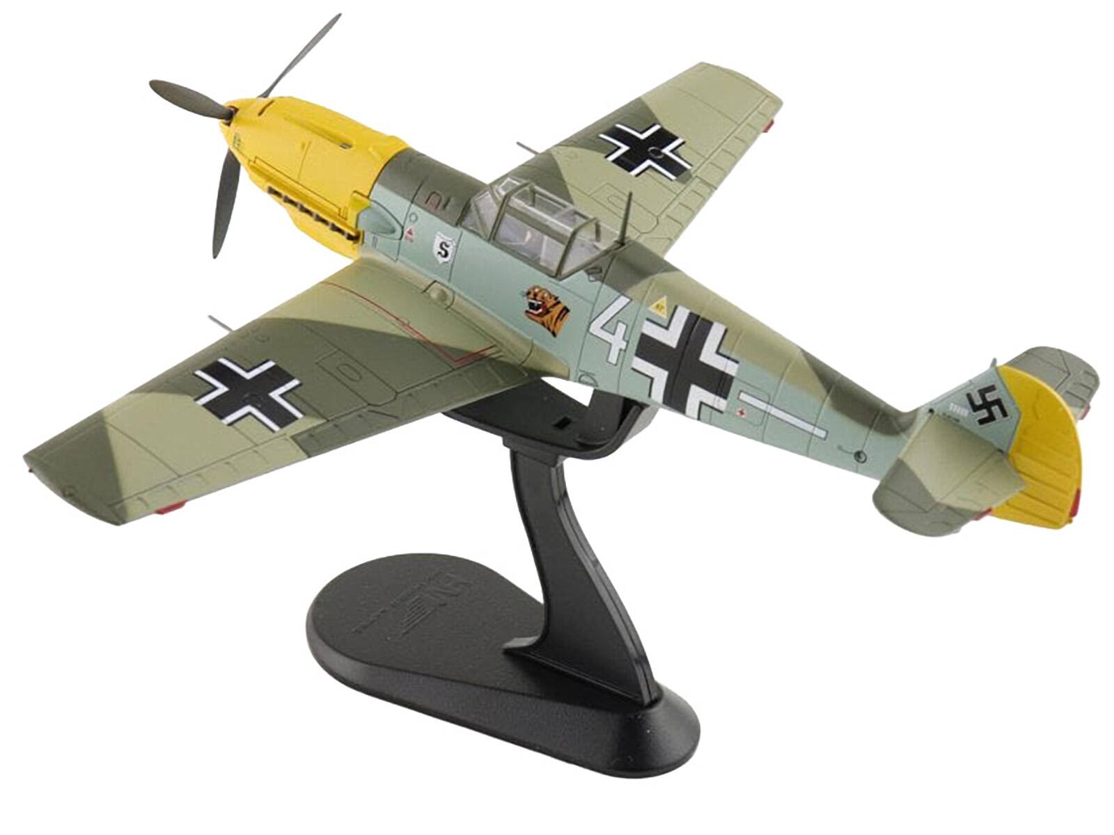 Alt View 1. Hobby Master - Messerschmitt Bf 109E-3 "White 4 Horst Perez 4/JG 26 1940" Luftwaffe 1/48 Diecast Hobby Master - Multi.