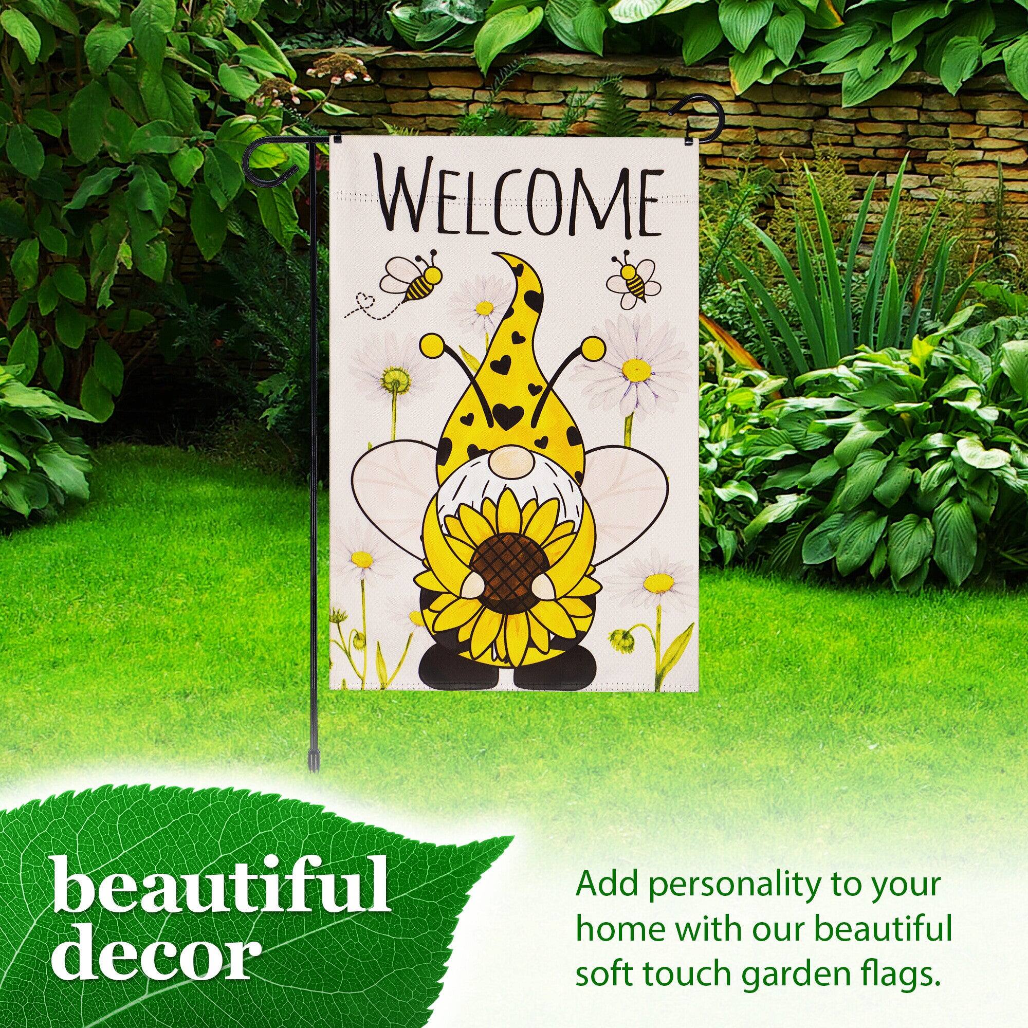 WELCOME beautiful decor

Add personality to your home with our beautiful soft touch garden flags.