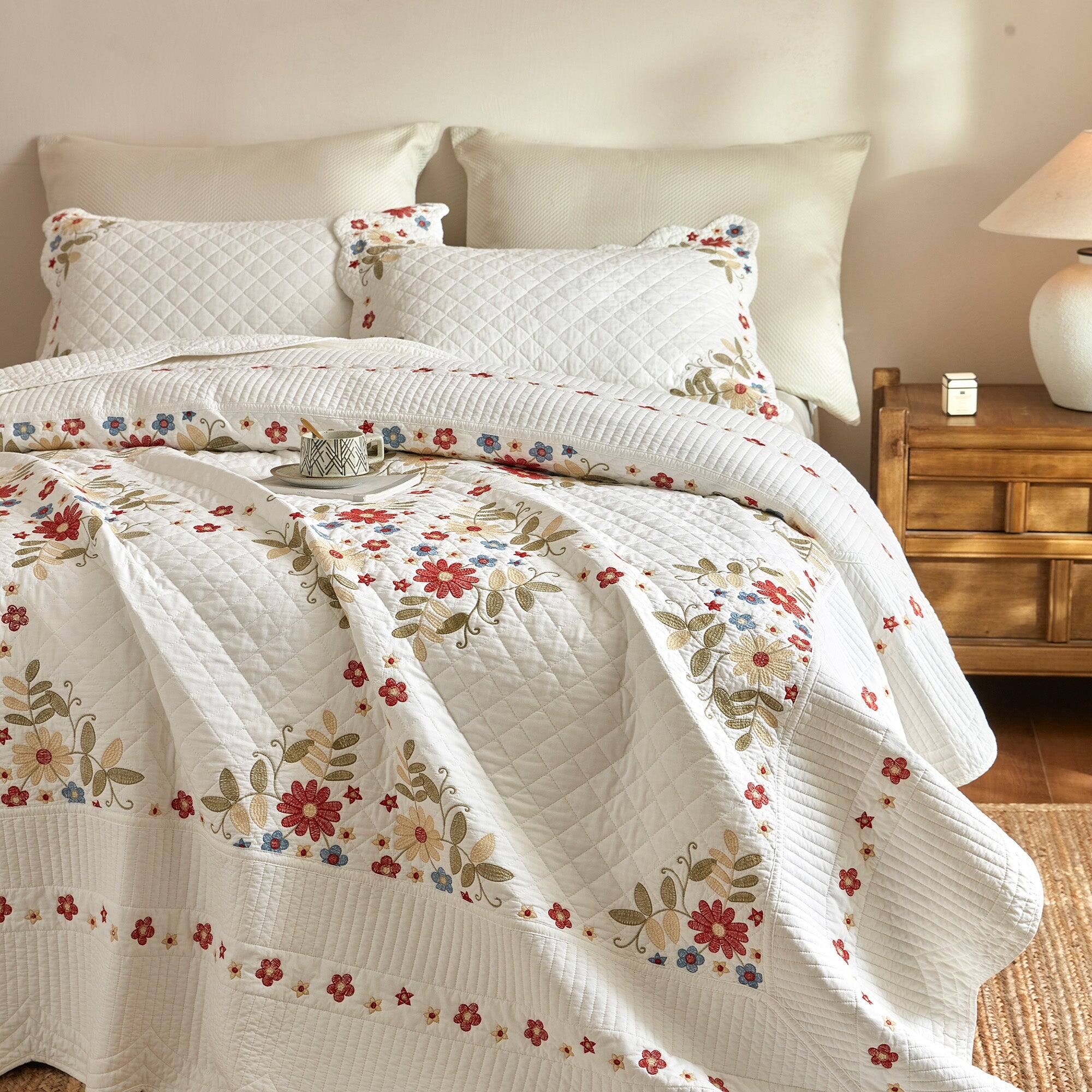 Left. MarCielo - Marcielo 3 Pieces Cotton European Folk Embroidered Quilt Bedspread Set Modern Farmhouse Style - White.