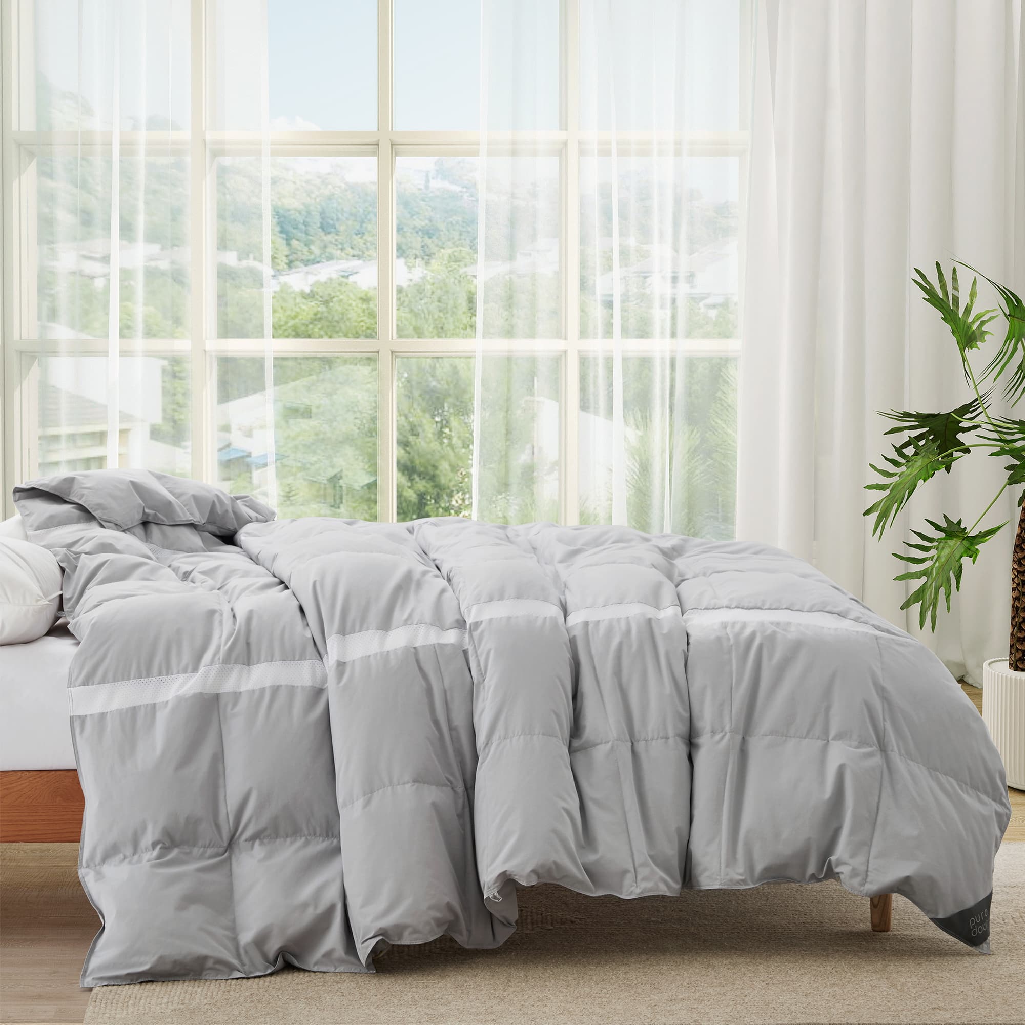 Puredown - 600FP Cooling Lightweight Breathable White Down Comforter, Oversized Summer Blanket, King - Gray