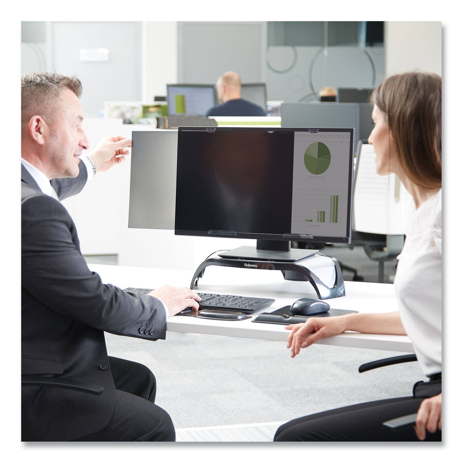 Alt View 5. Fellowes - 4801501 PrivaScreen Blackout Privacy Filter for 22 in. Flat Panel Monitor/Laptop - Black.