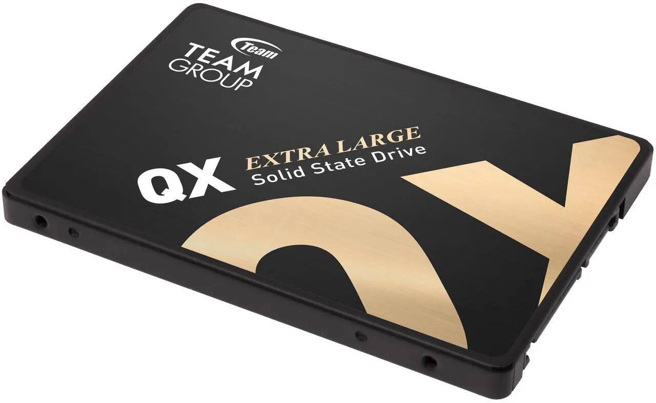 TEAM GROUP  
QX  
EXTRA LARGE  
Solid State Drive
