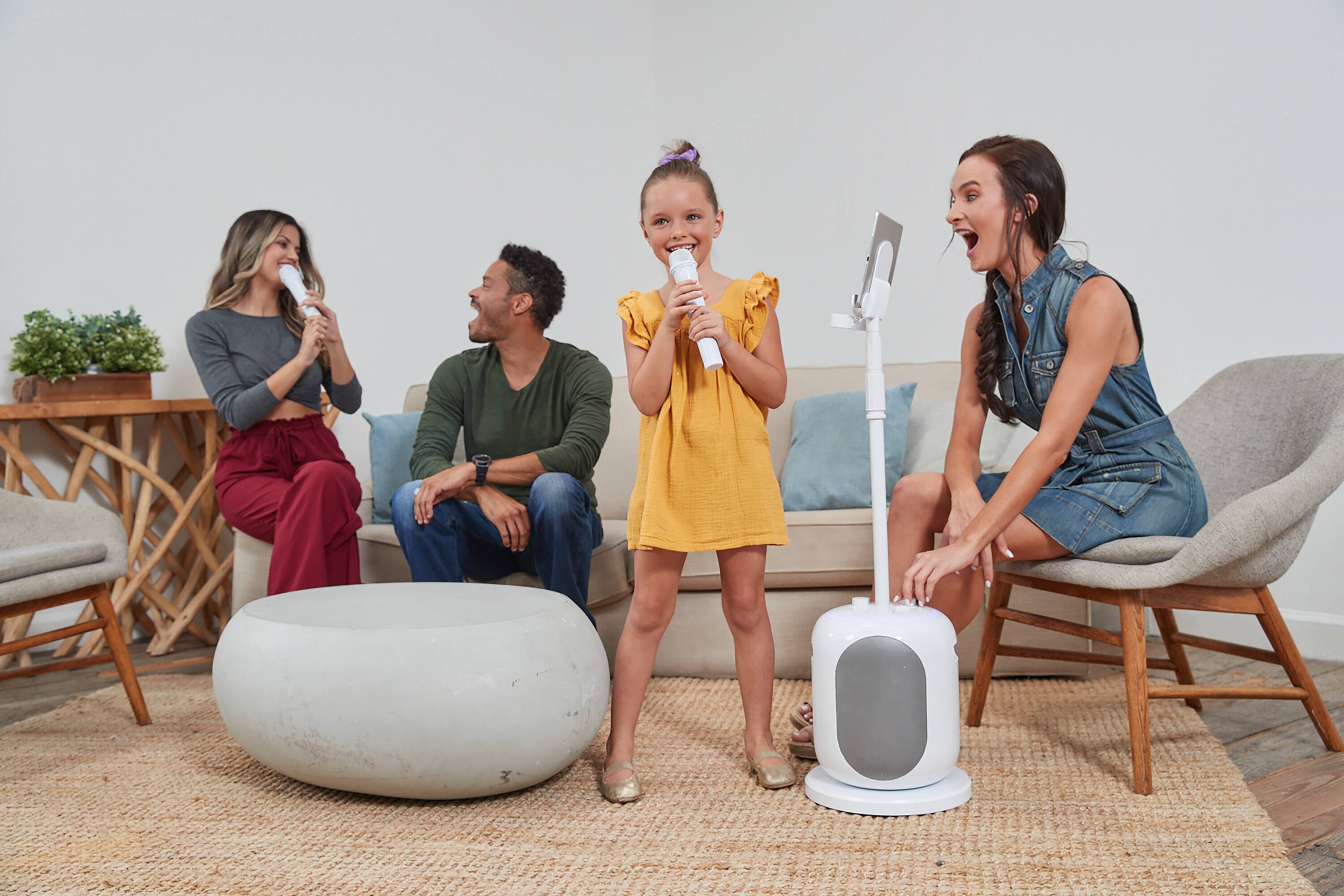 Left. Singing Machine - Home Stage Wireless Bluetooth Karaoke system - White.