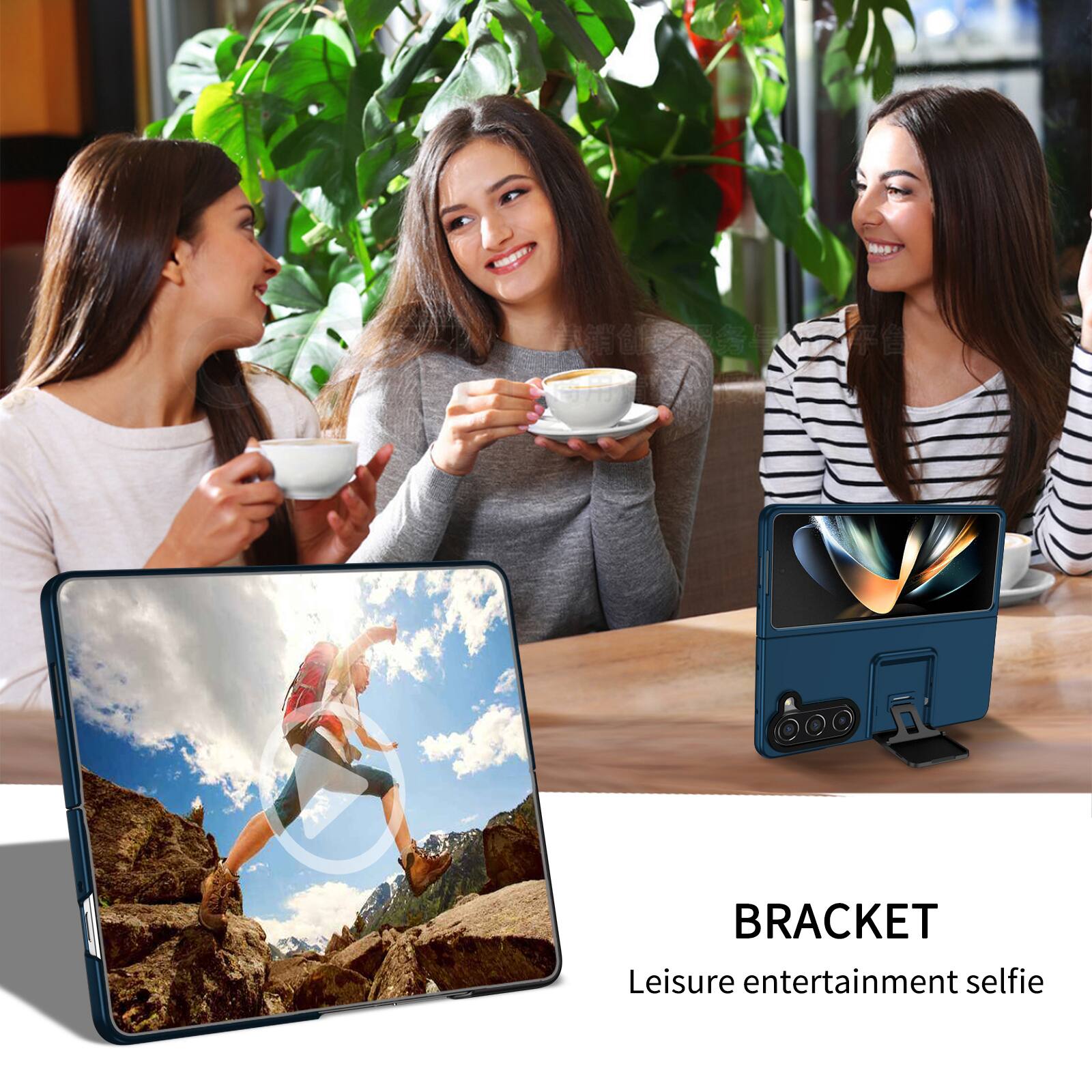 BRACKET  
Leisure entertainment selfie