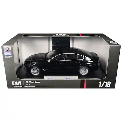 BMW Seriza LCI
6+ AGES
POWER
............
Die-cast Metal
5 Series BMW LCI Free Wheel Opening Doors
BMW Official
BMW 5 Series LCI
1/18