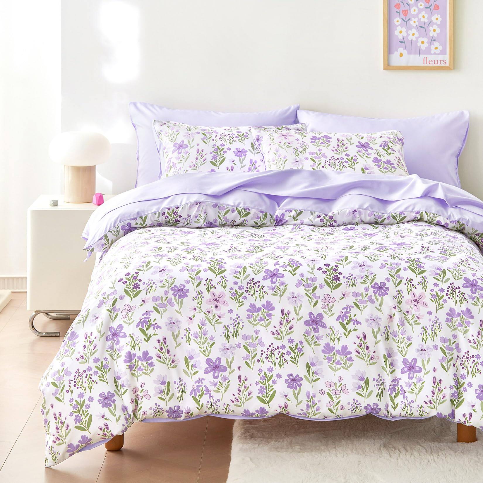 Front. Earthley Blooms - Floral Comforter Set Botanical Flower Cottagecore Shabby Chic Aesthetic For Women Teen Soft Lightweight Dorm - Purple White-Queen.