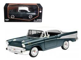 1957 Chevrolet Bel Air 1/24 Diecast Model Car by Motormax - Green