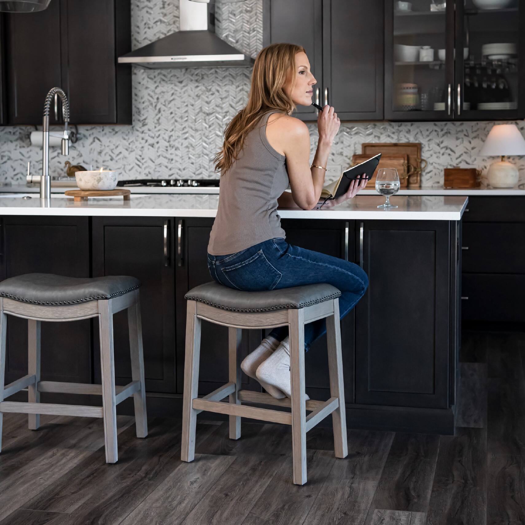 Alt View 5. Maven Lane - 26" Adrien Saddle Counter Stool In Reclaimed Oak With Vegan Leather - Reclaimed Oak.