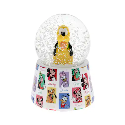 Minnie, Mickey, Donald, Goofy, Pluto