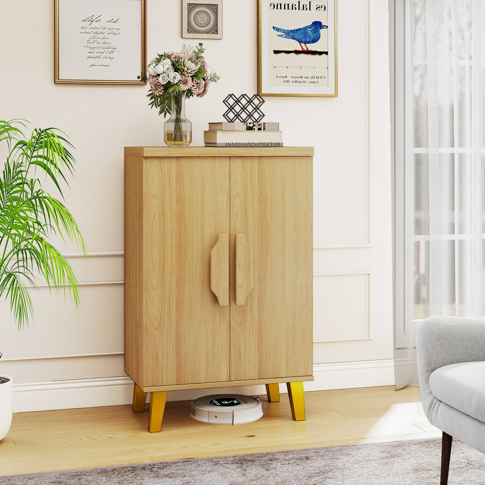 Life is a gift  
and it should be treated as such.  
We should be grateful for every day,  
every moment, every breath.  
We should be kind to others,  
forgiving of ourselves,  
and always striving to be better.  
People are the most important thing  
in this world,  
and we should treat them with love and respect.

29.03.1989

ARCHITEKTUR

INNEN