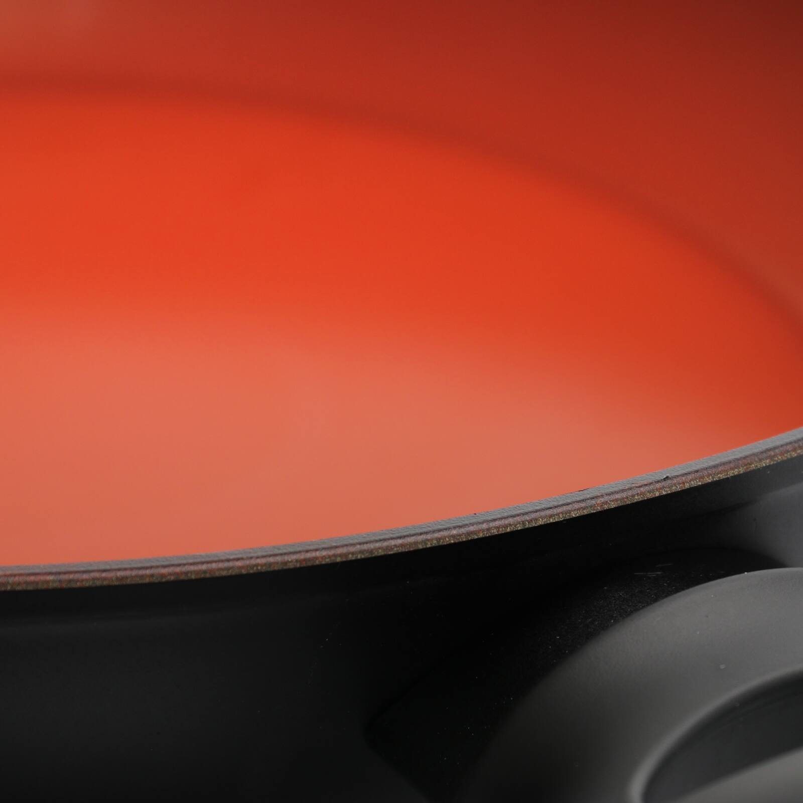 Alt View 2. Tosca - Tosca Terra-Cotta 3 Quart Aluminum Braiser Pan - Black.