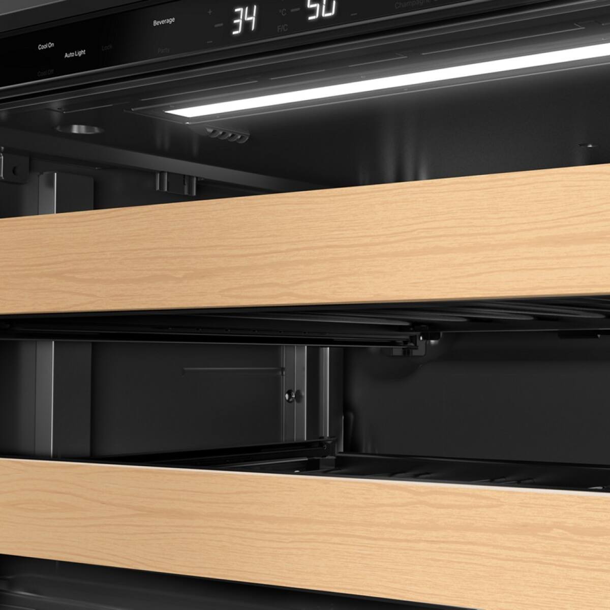 Cool On  
Auto Light  
Lock  
Cool Off  

Beverage  
Party  

34  
50  

Champagnes