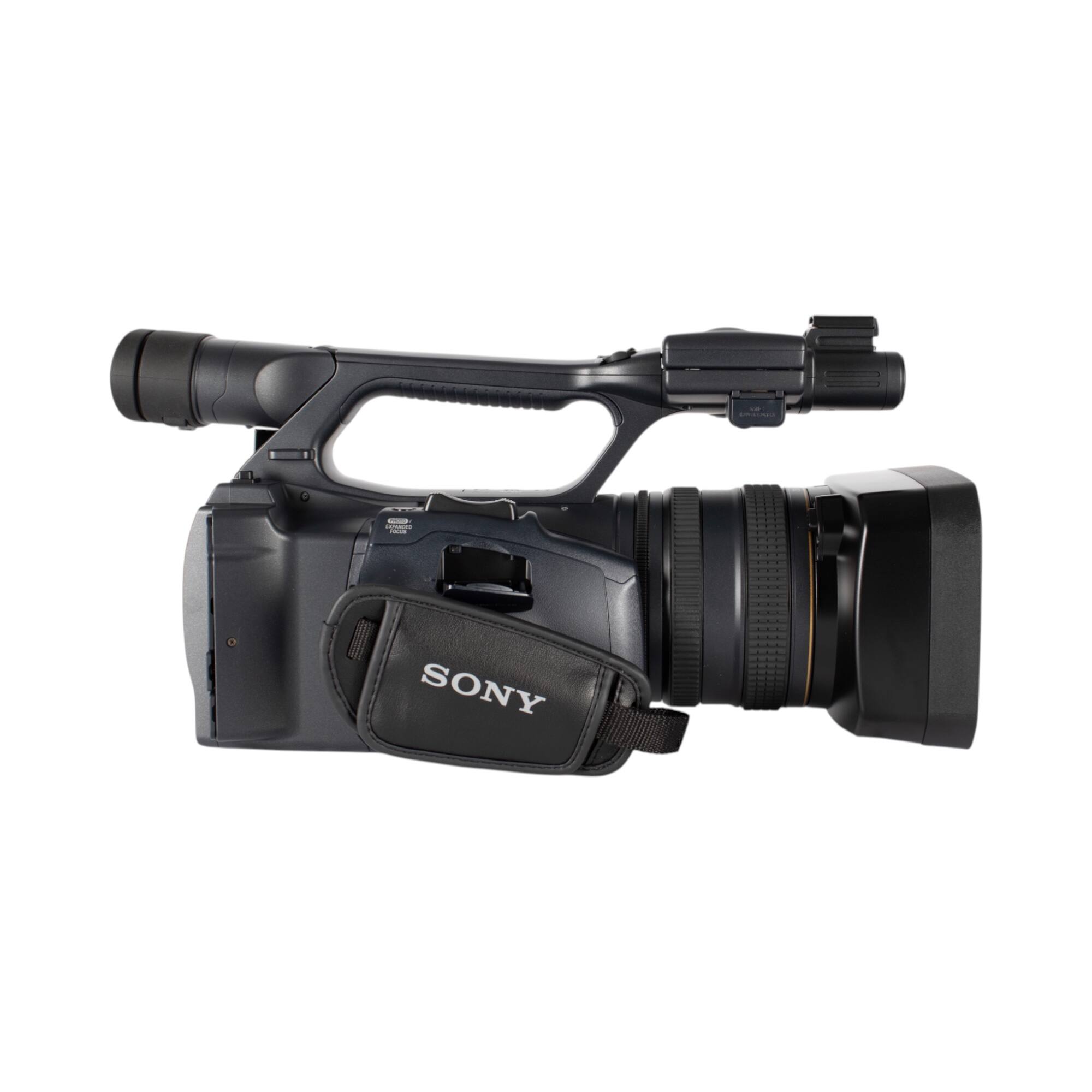 Alt View 5. Sony - Sony HDR-FX1000E PAL HDV Handycam – 3-CMOS HD Video, 20x Optical Zoom, Pro-Style Controls for Events Bundle.