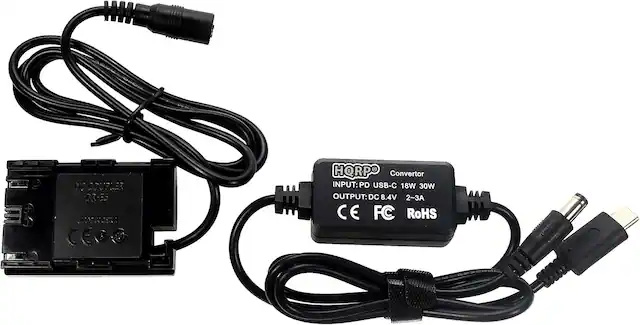 WW 0 COUPLE DR-EF GADE R COHINR CEOO HQRPO Convertor
INPUT: PD USB-C 18W 30W
OUTPUT: DC 8.4V 2~3A
CE FC RoHS