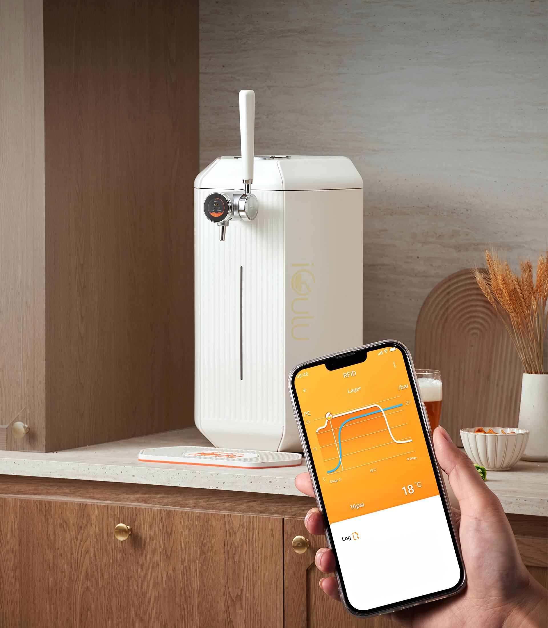 iGulu 09:46  
RFID Lager  
1 /bar 2  
- ME -  
16psi  
18°C  
Log