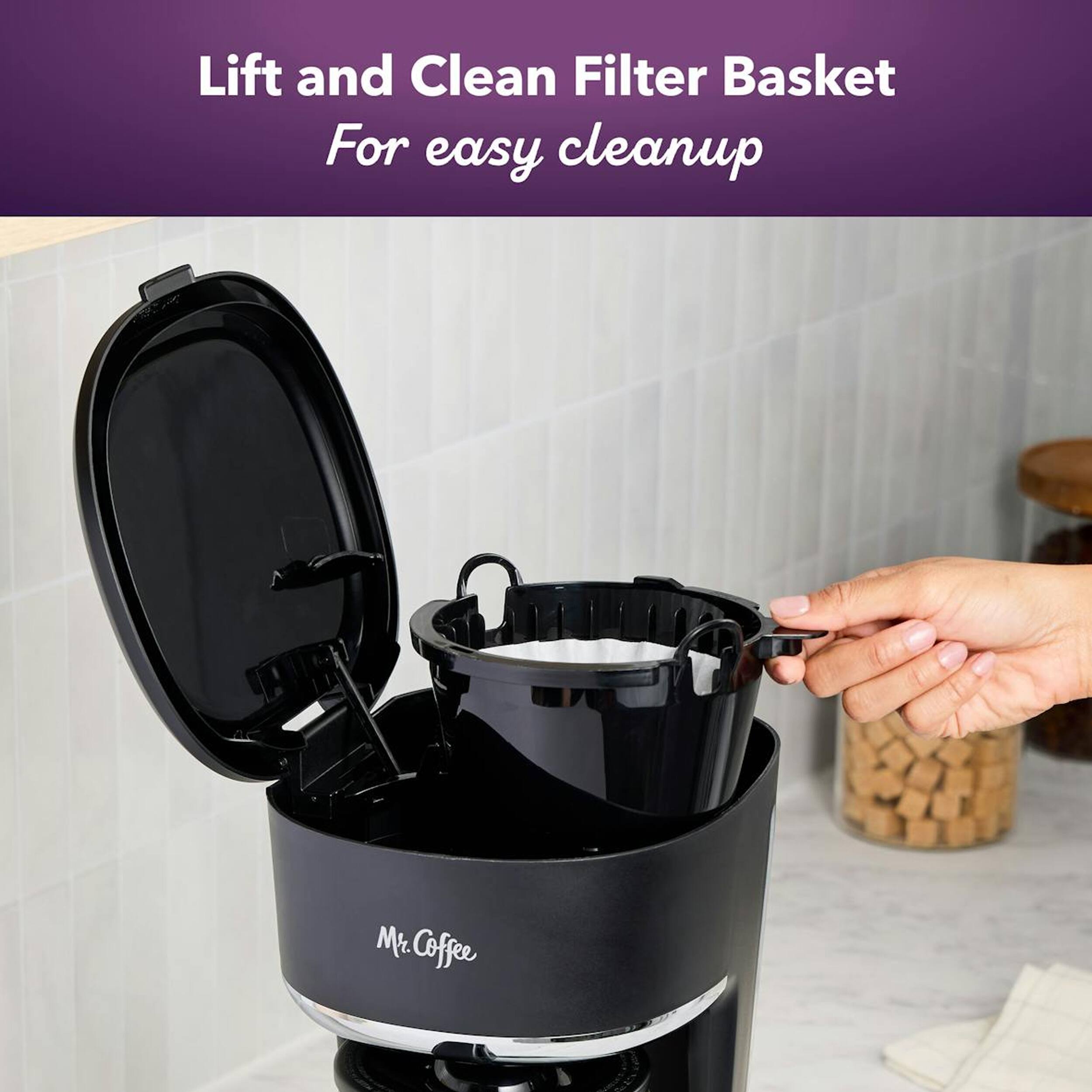 Lift and Clean Filter Basket  
For easy cleanup