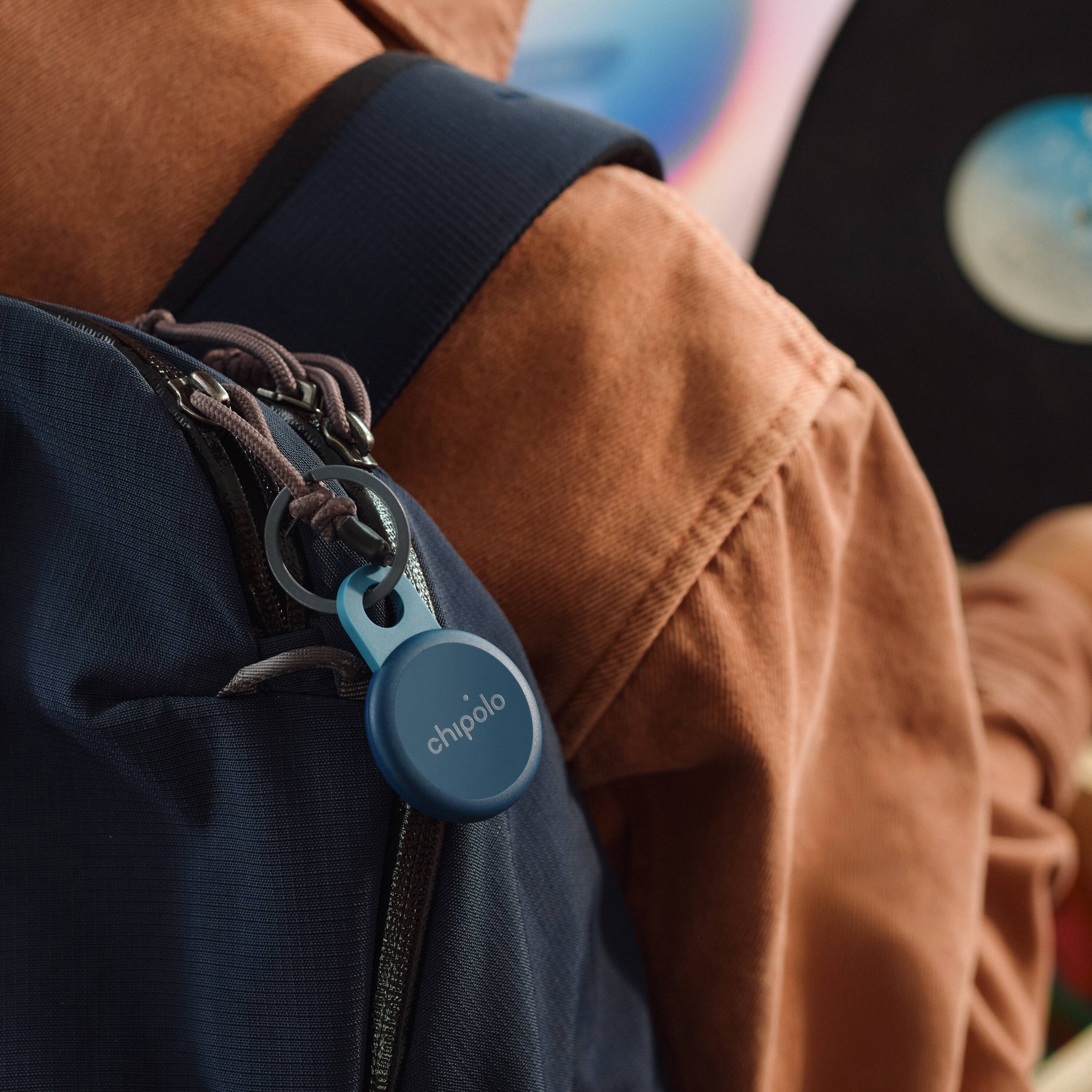 Chipolo LOOP Rechargeable Bluetooth Tracker for Keys & Bags, Out