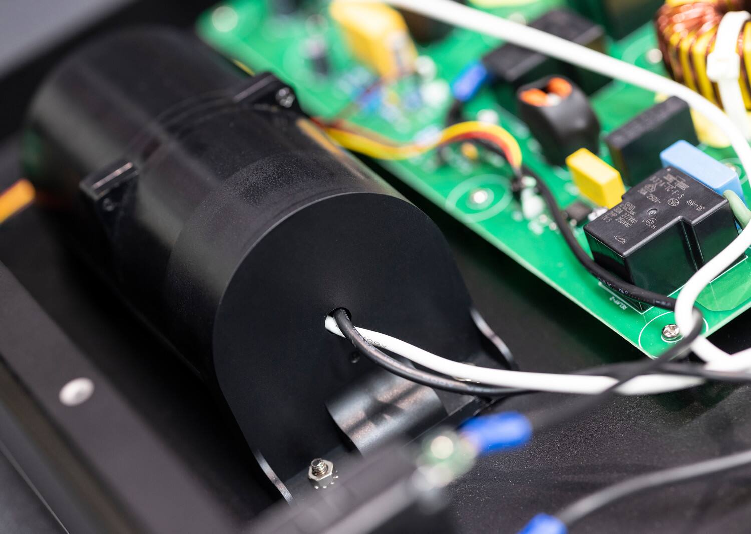 The text on the image is: 8324-16-F 932A T-  J F-S 250V- t 30-V8  30   252VAC 2774AC @a C 230Oe N N