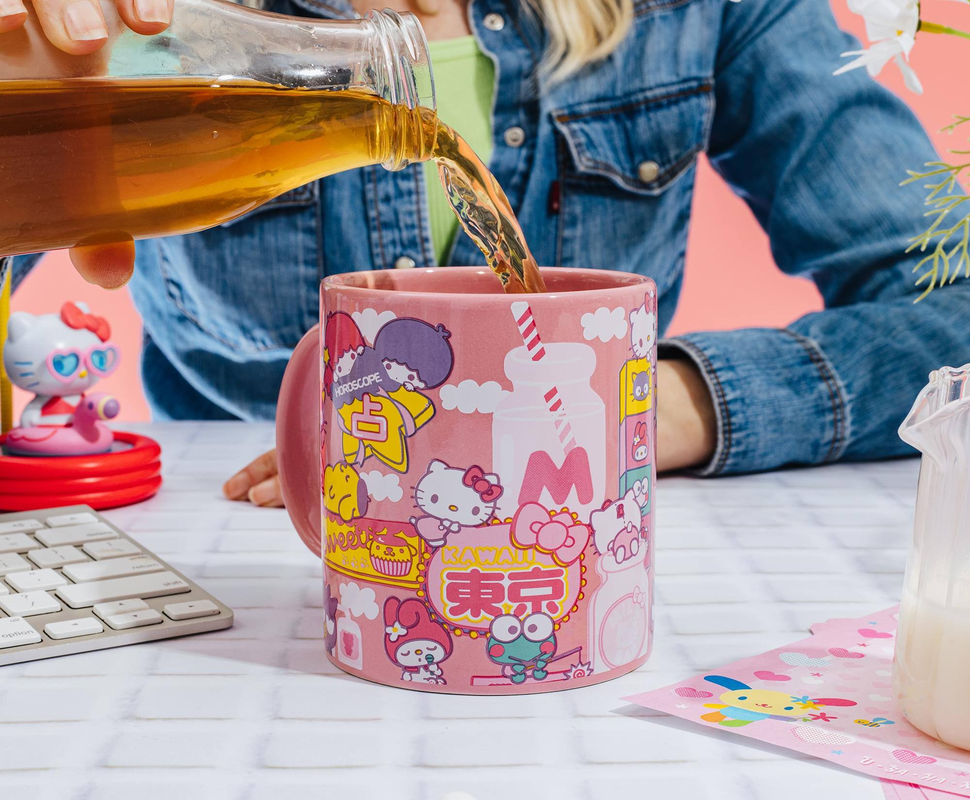 Sure, here is the corrected and grouped text from the image:

**On the Mug:**
- HOROSCOPE
- おみくじ
- おみくじ
- おみくじ
- おみくじ
- おみくじ
- おみくじ
- おみくじ
- おみくじ
- おみくじ
- おみくじ
- おみくじ
- おみくじ
- おみくじ
- おみくじ
- おみくじ
- おみくじ
- おみくじ
- おみくじ
- おみくじ
- おみくじ
- おみくじ
- おみくじ
- おみくじ
- おみくじ
- おみくじ
- おみくじ
- おみくじ
- おみくじ
- おみくじ
- おみくじ
- おみくじ
- おみくじ
- おみくじ
-