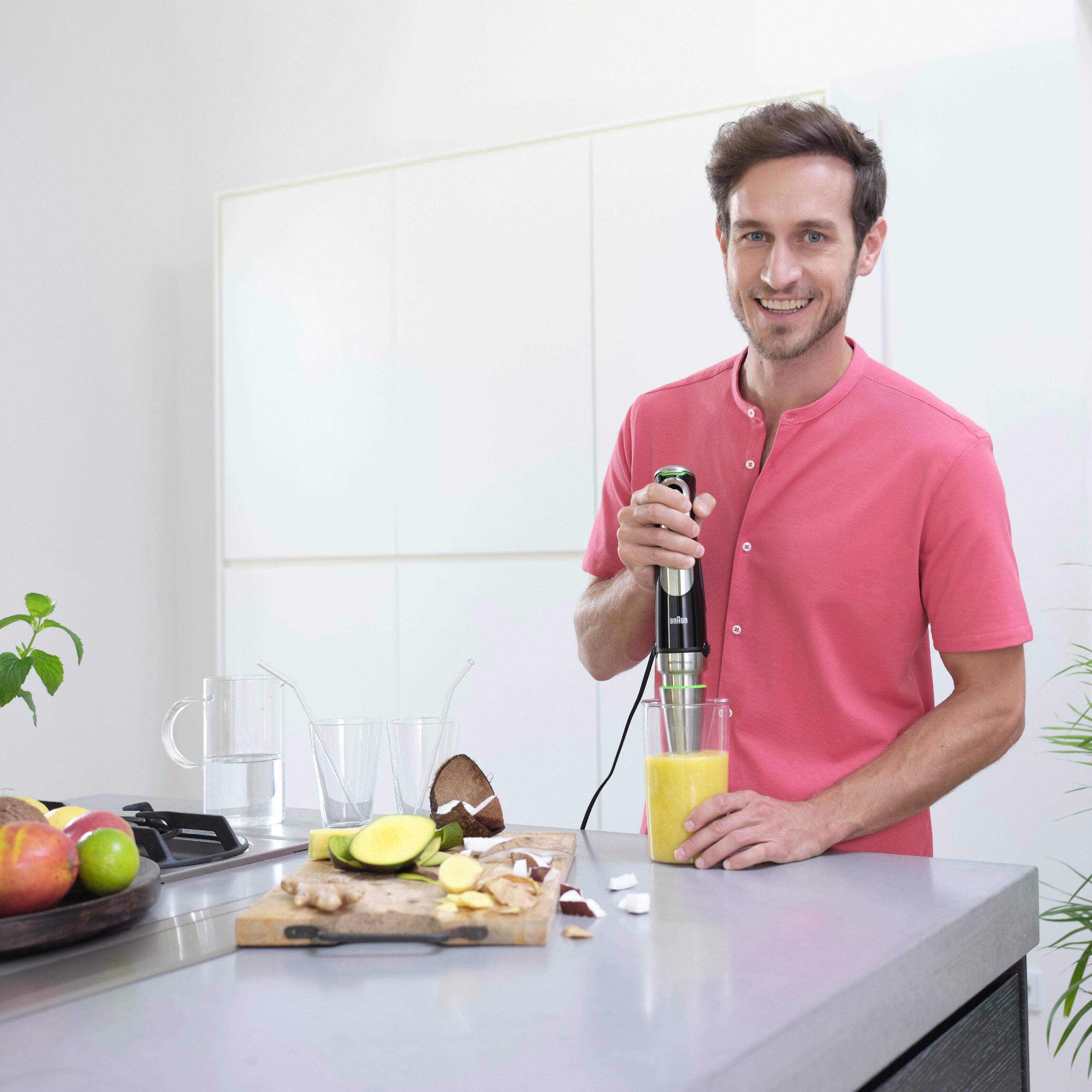 Alt View 7. Braun - MultiQuick 9 1200W 3-Speed Hand Blender with Electric Handheld Mixer, Food Processor & Food Chopper - Black.