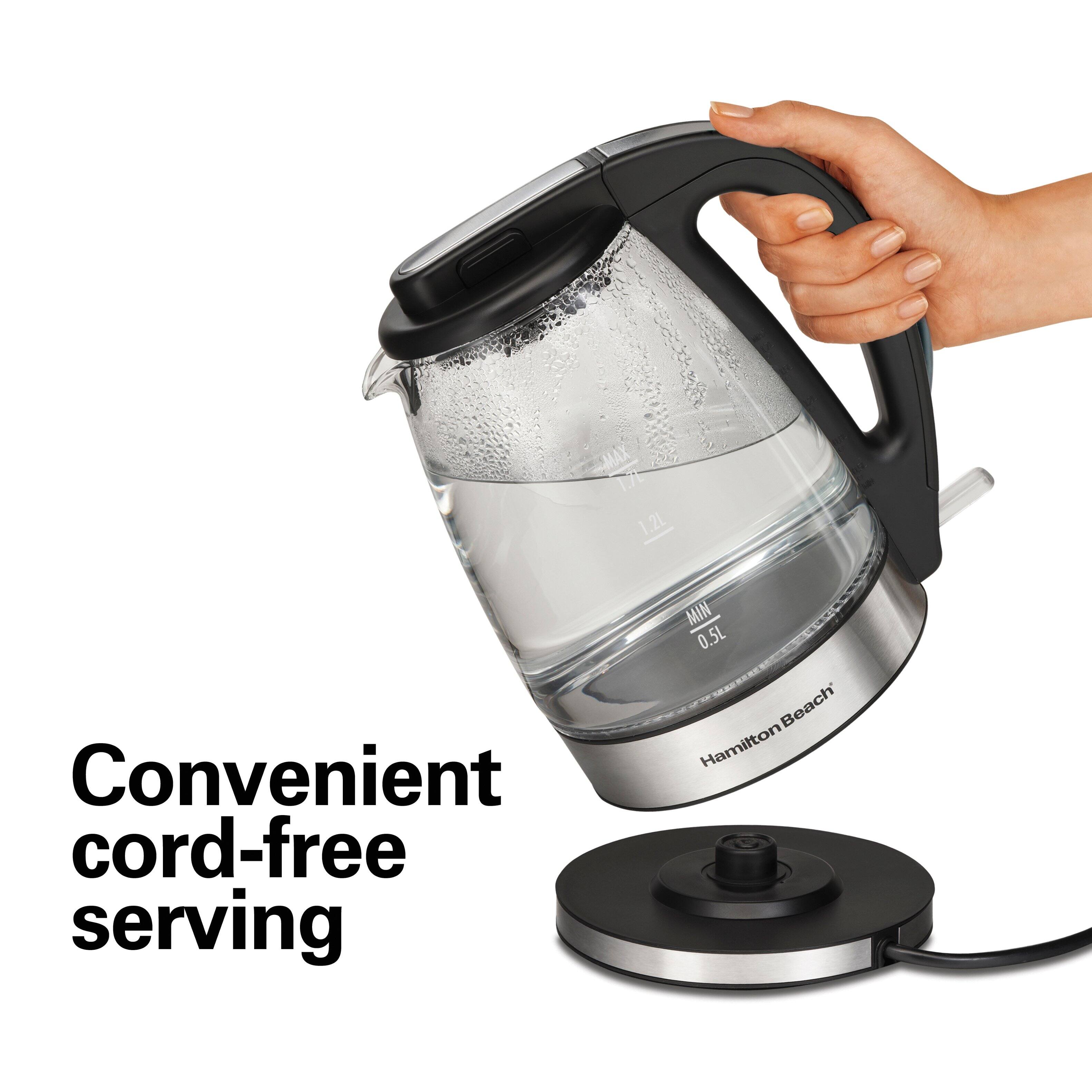 MAX 1.7L  
MIN 0.5L  
Convenient cord-free serving  
Hamilton Beach
