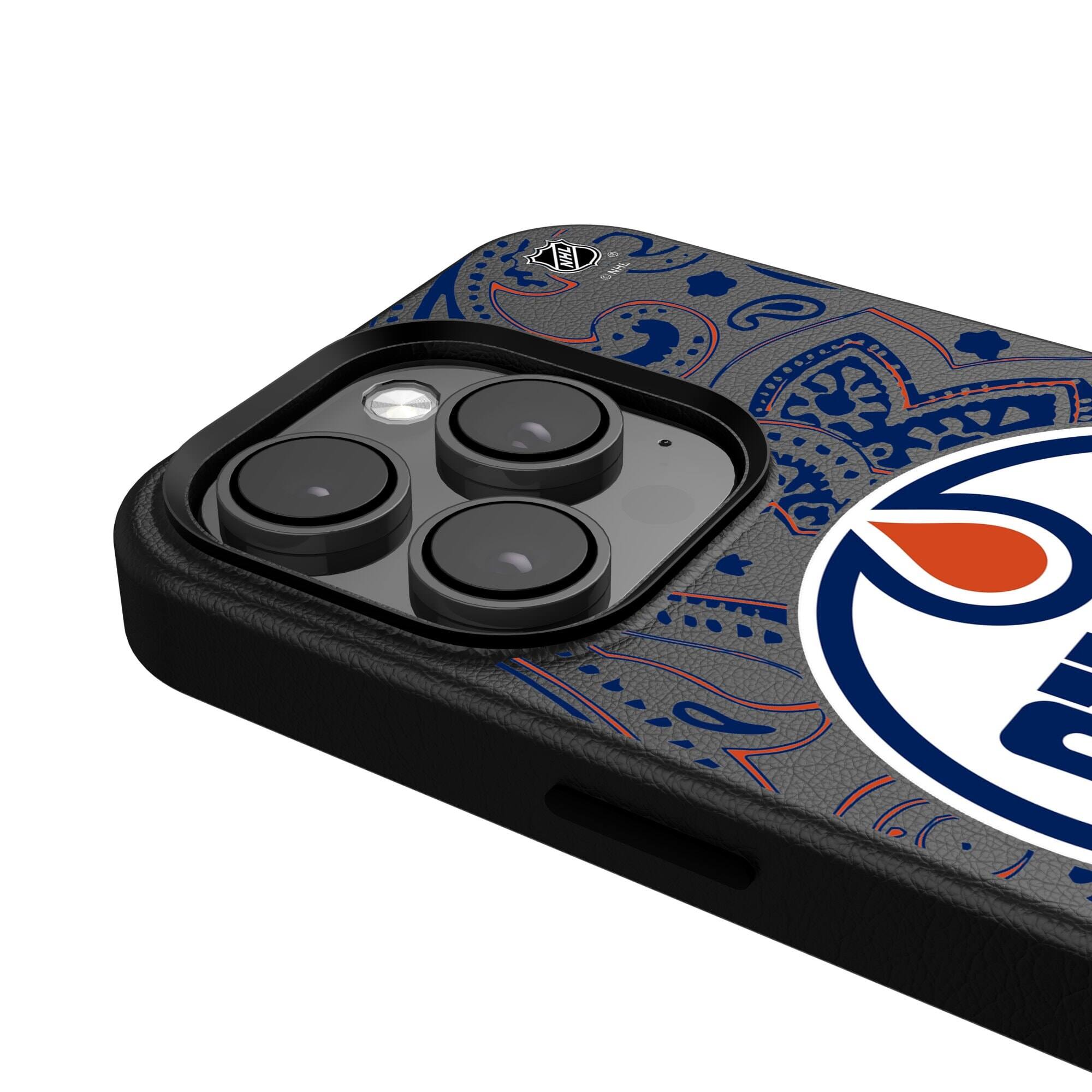 Alt View 3. Keyscaper - Black Edmonton Oilers Paisley iPhone Magnetic Bump Case - 16 Pro - Black.