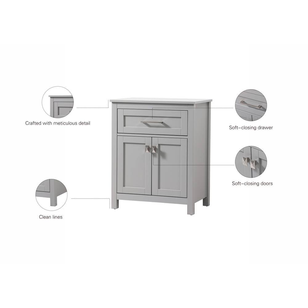 Crafted with meticulous detail  
Soft-closing drawer  
Soft-closing doors  
Clean lines