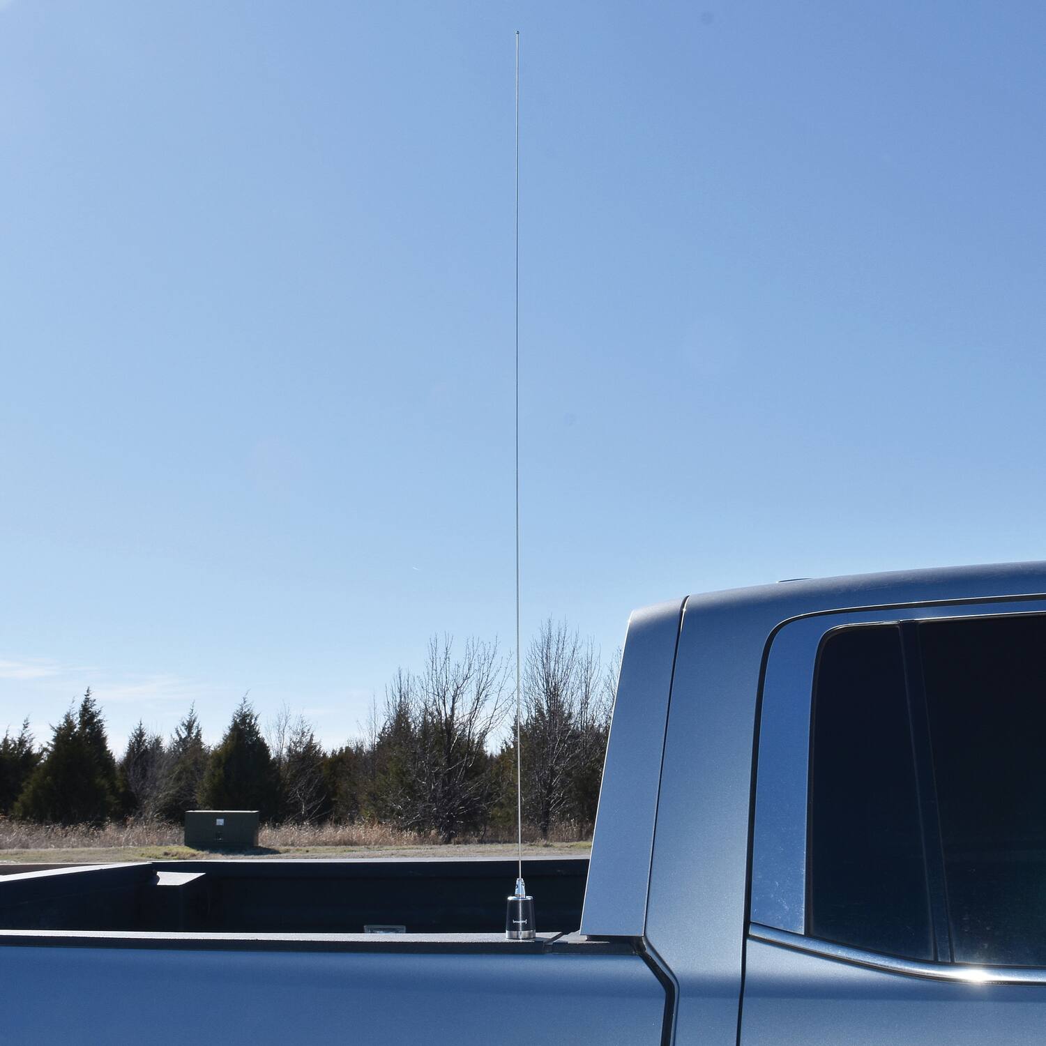 Back. Browning - Browning Br-150 200-watt 144 Mhz To 174 Mhz 3-dbd-gain Vhf Antenna With Nmo Mounting - Silver.