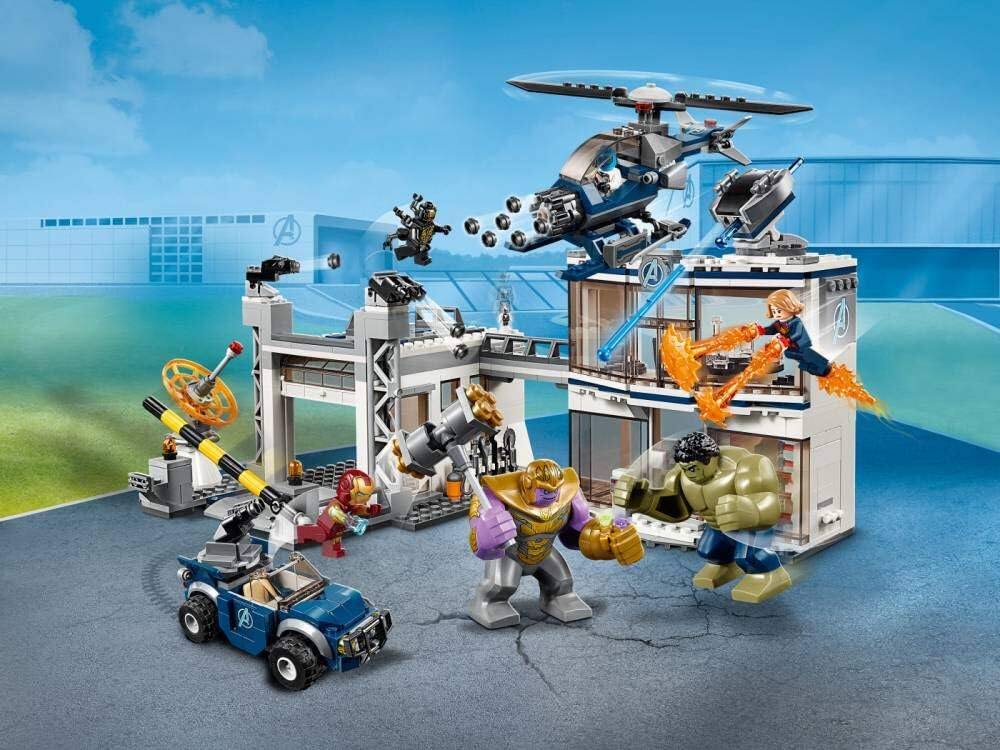 LEGO Marvel Avengers Compound Battle 76131 Building Set (699