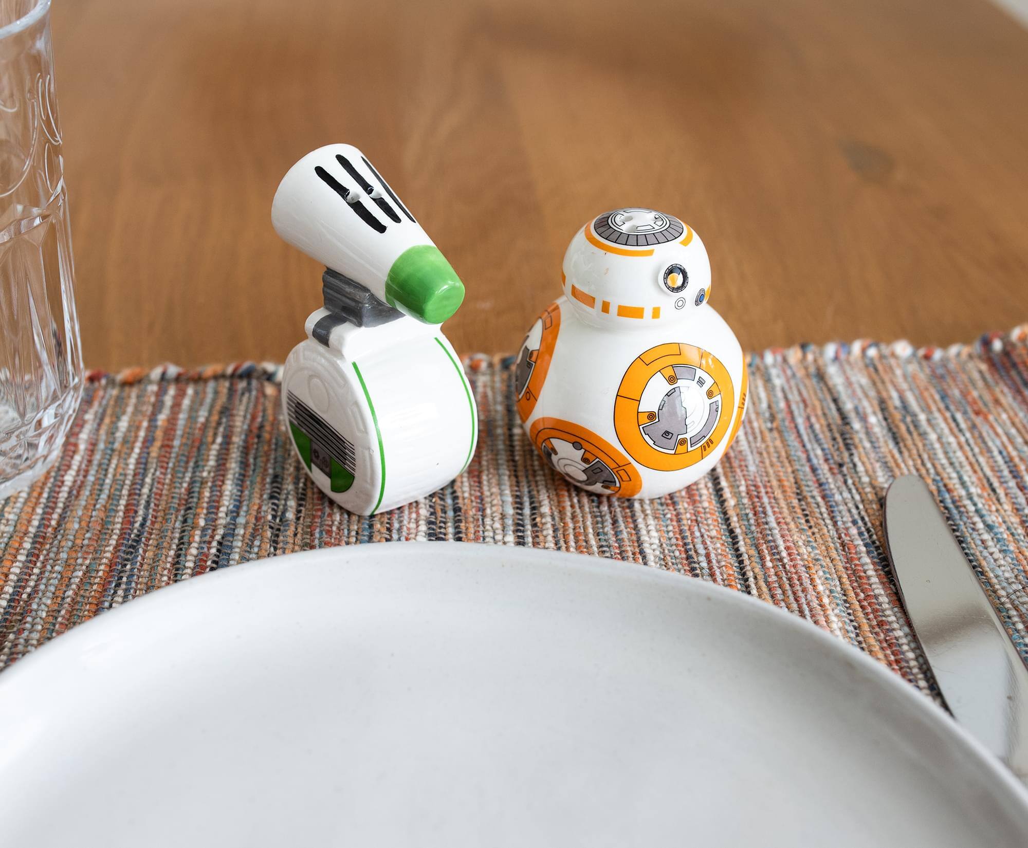 Alt View 3. Star Wars - Star Wars BB-8 and D-O Ceramic Salt and Pepper Shakers | Set of 2 - White.