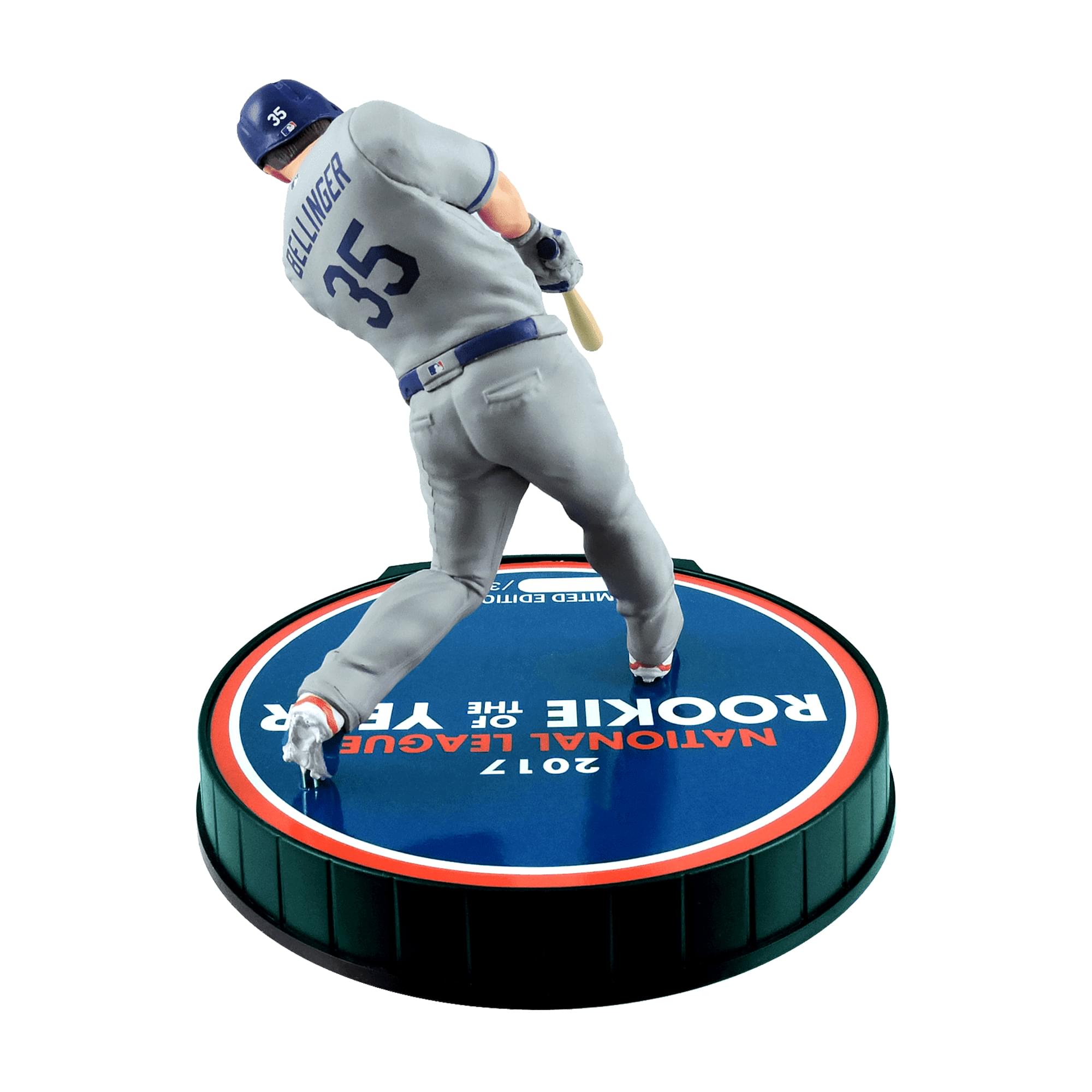 35 L BELLINGER 35 / EDITIC MITED THE ROOKIE OF THE YEAR NATIONAL LEAGUE 2017
