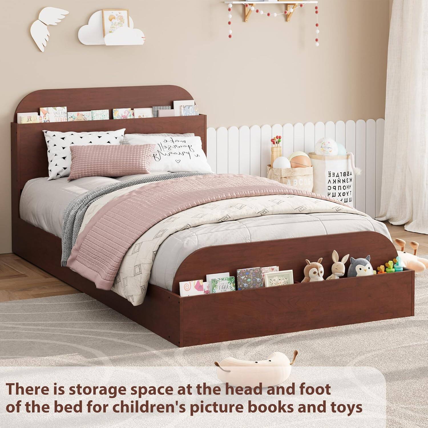 There is storage space at the head and foot of the bed for children's picture books and toys.