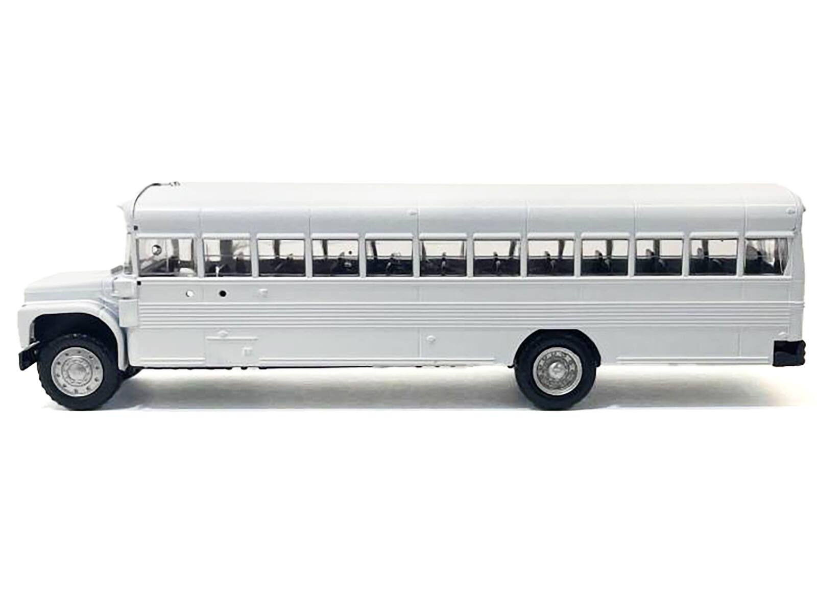 Angle. Promotex - School Bus White 1/87 (HO) Plastic Model by Promotex - White.