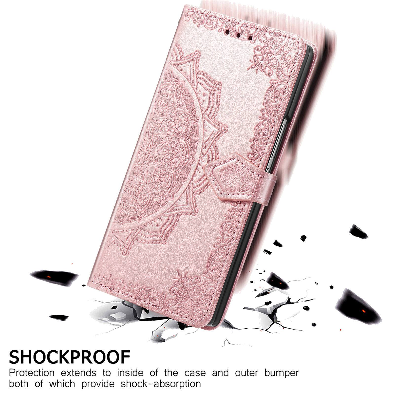 SHOCKPROOF  
Protection extends to inside of the case and outer bumper both of which provide shock-absorption