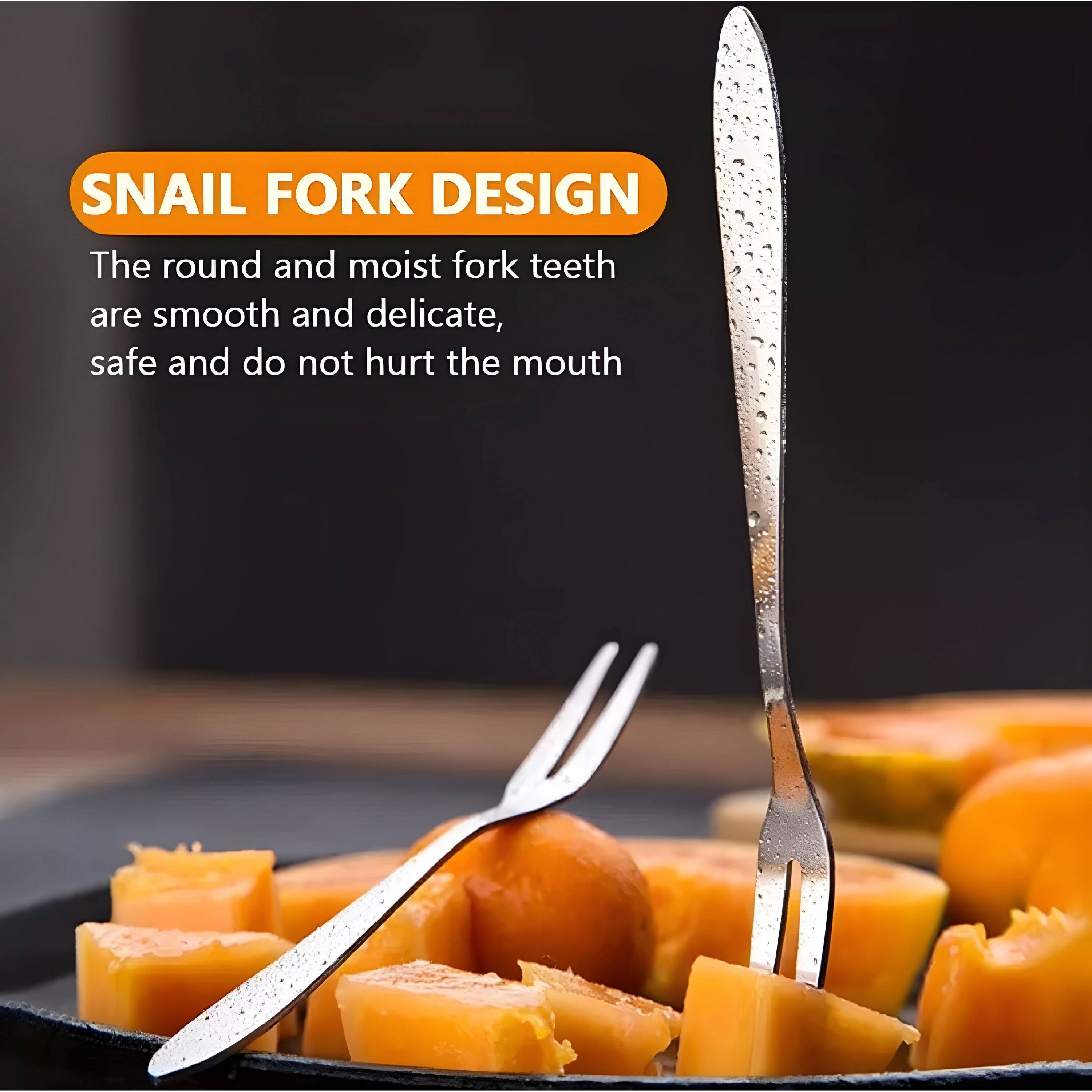 SNAIL FORK DESIGN

The round and moist fork teeth are smooth and delicate, safe and do not hurt the mouth.