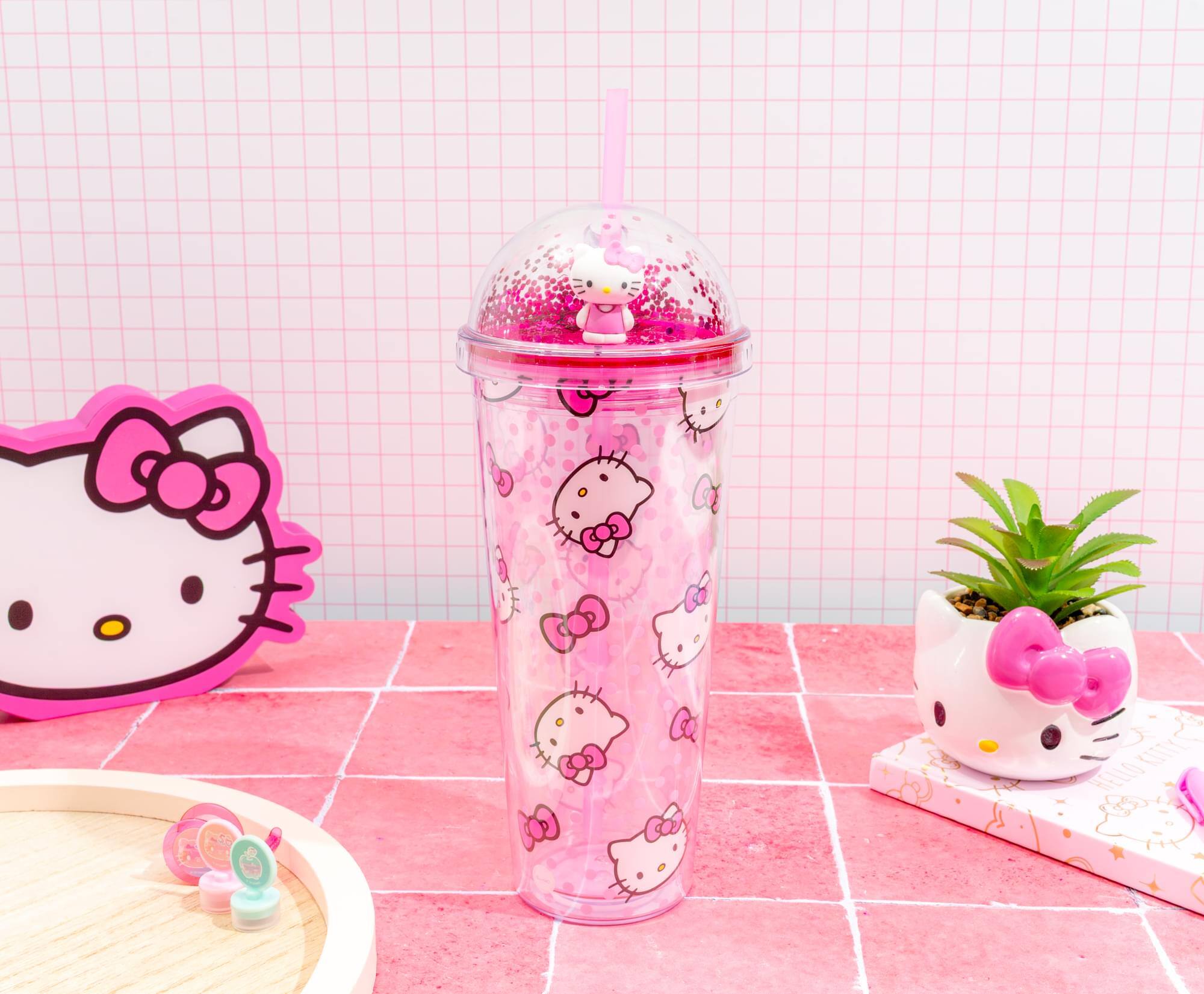 Alt View 2. Silver Buffalo - Sanrio Hello Kitty 24-Ounce Confetti Carnival Cup With Dome Lid and Straw - Pink.